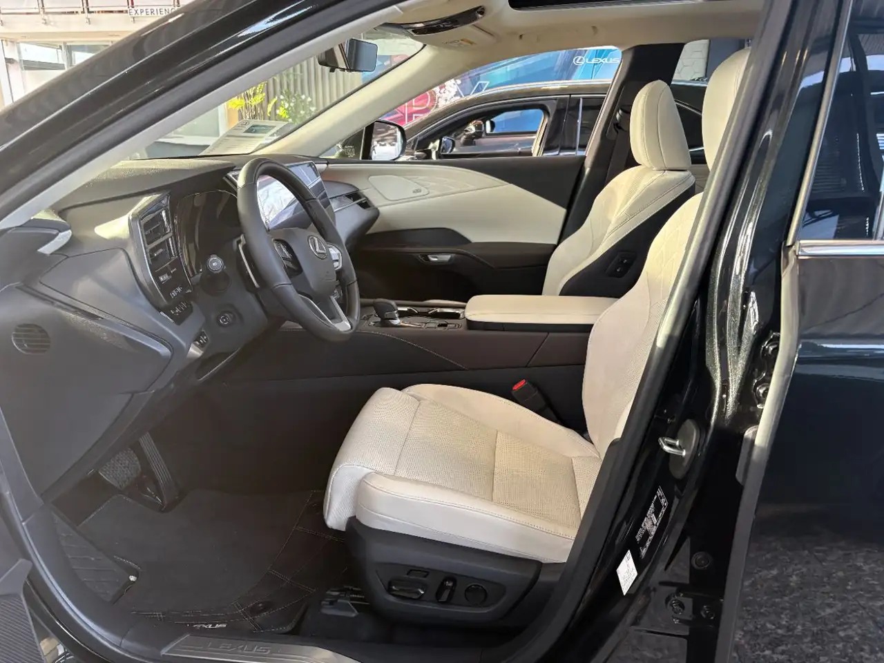 Lexus RX 350 h E-Four Luxury Line LED, Navi 5