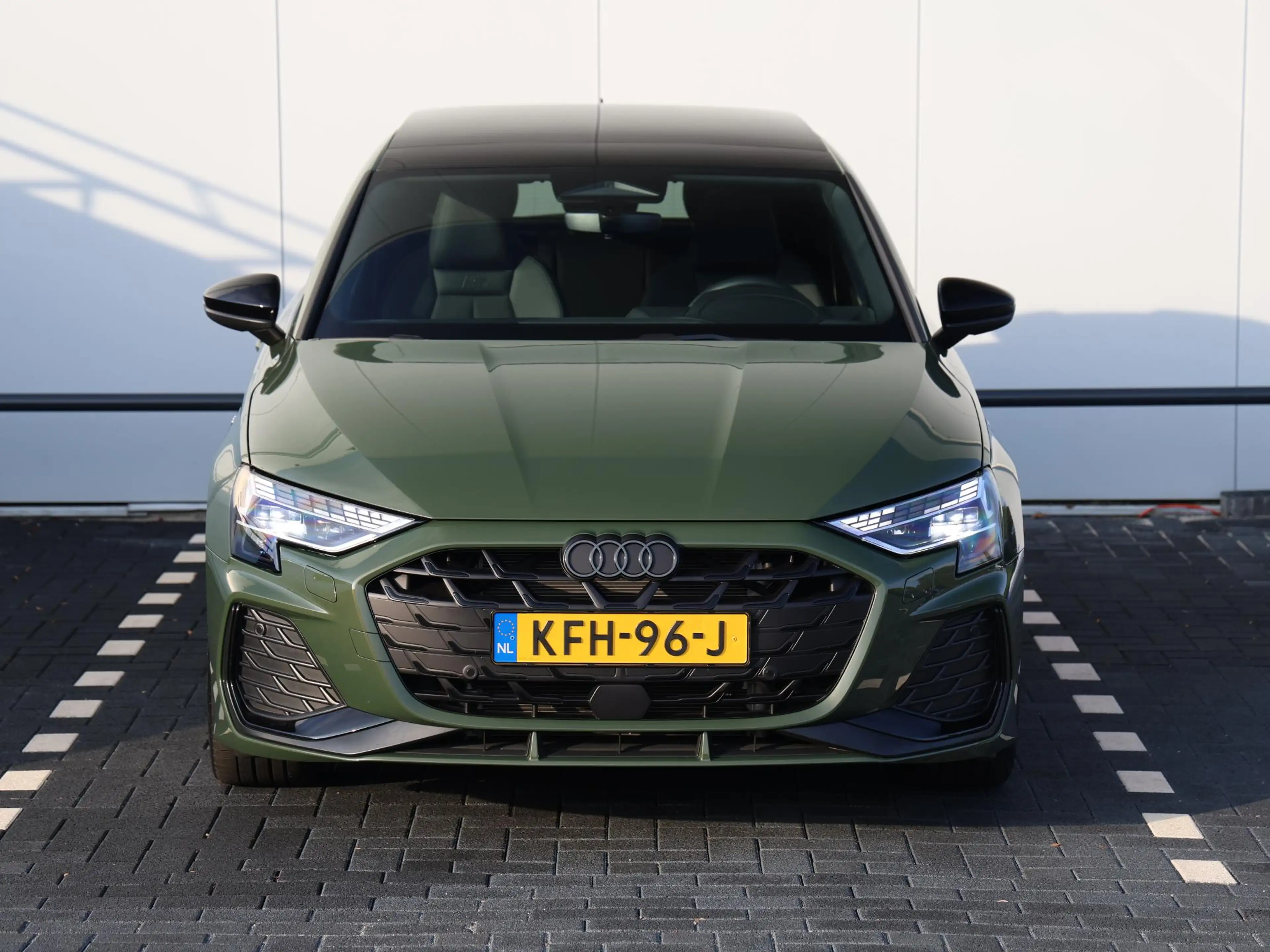 Audi A3 Sportback 45 TFSI e S edition Competition | Panora — photo 4