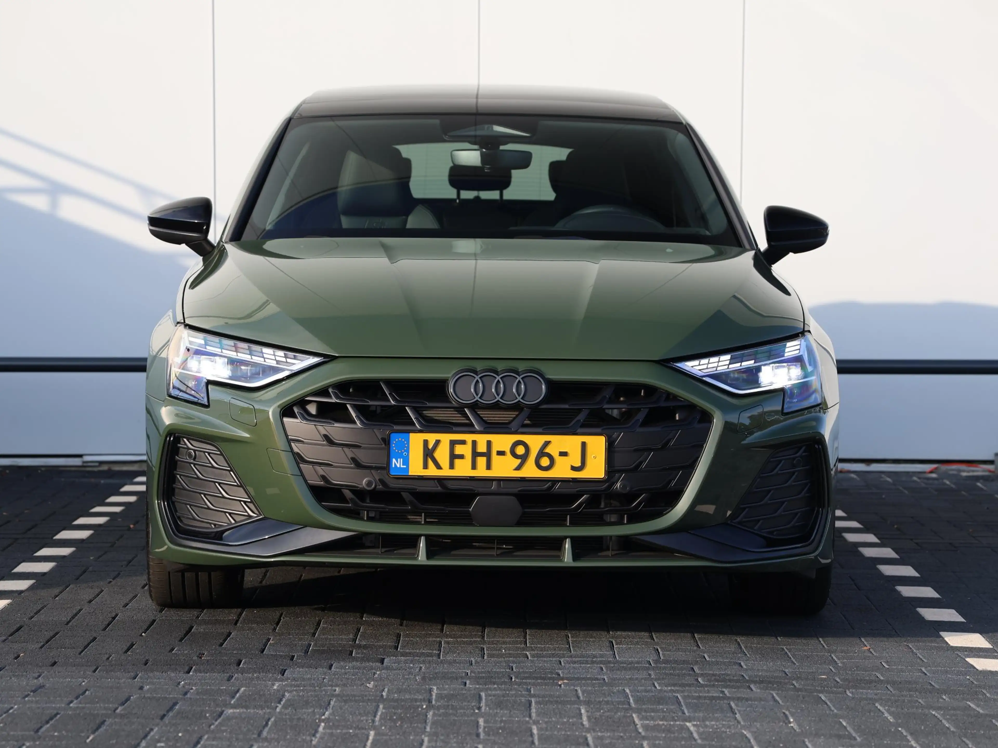 Audi A3 Sportback 45 TFSI e S edition Competition | Panora — photo 13