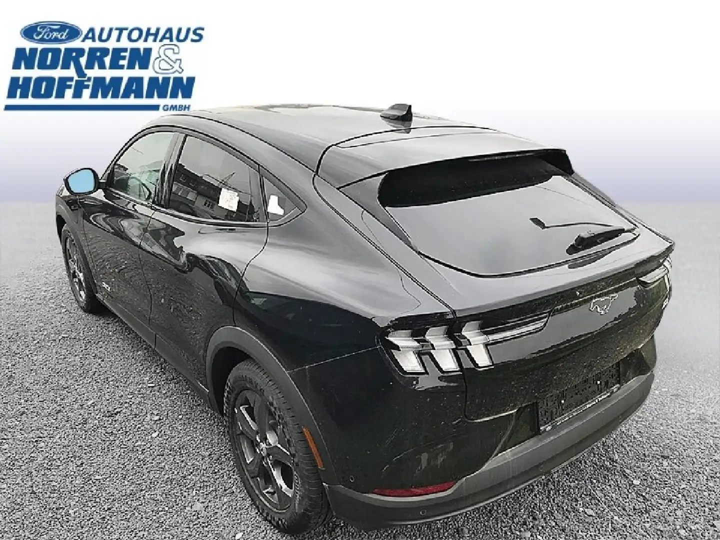 Ford Mustang Mach-E Basis Schwarz - 2