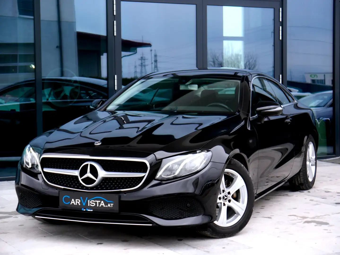 Mercedes-Benz E 220 Coupé Aut. Avantgarde – Leder – Kamera Schwarz - 1
