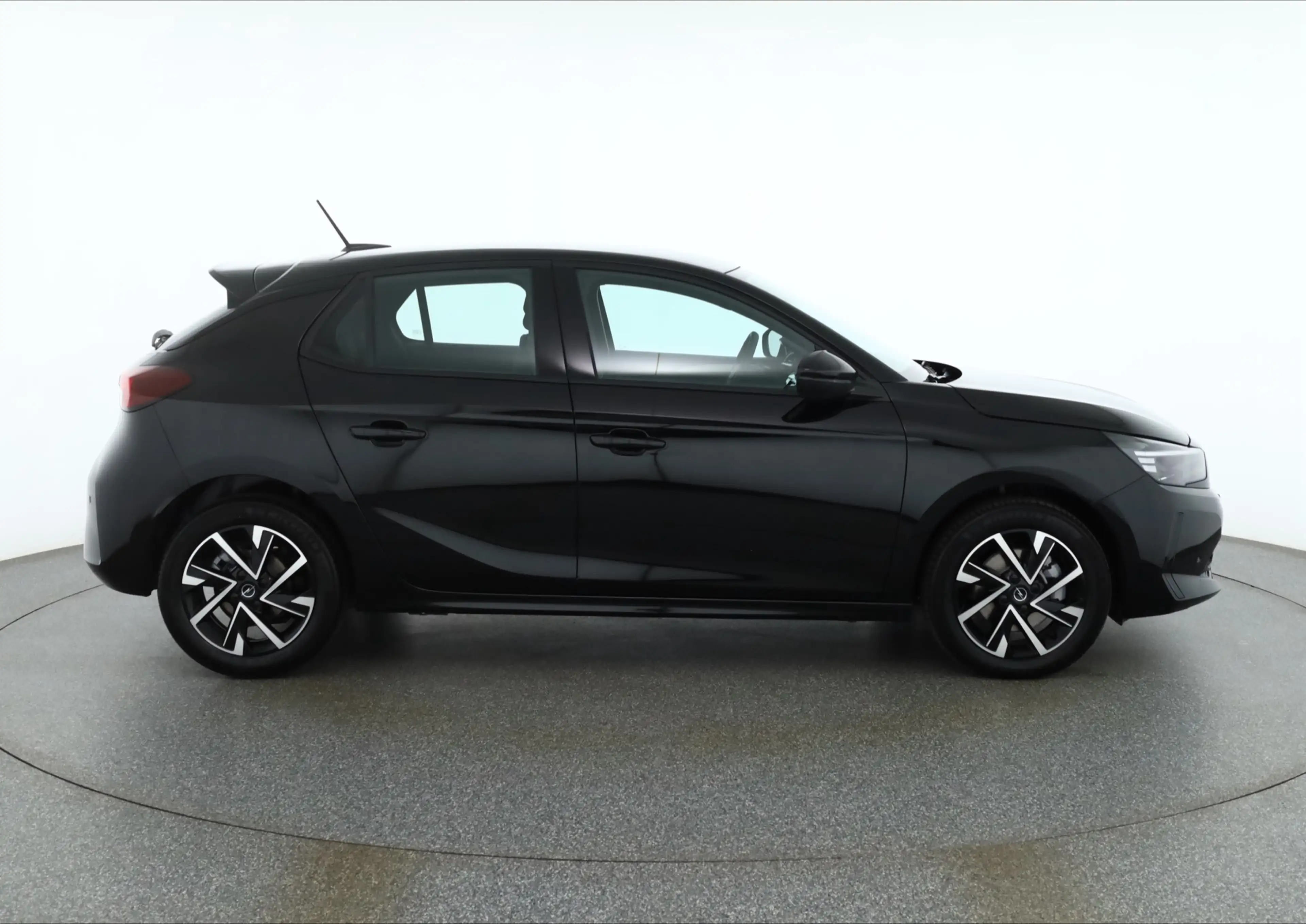 Opel Corsa GS 1.2 mHEV Turbo Aut. LED Kamera Sitzheizun — photo 6