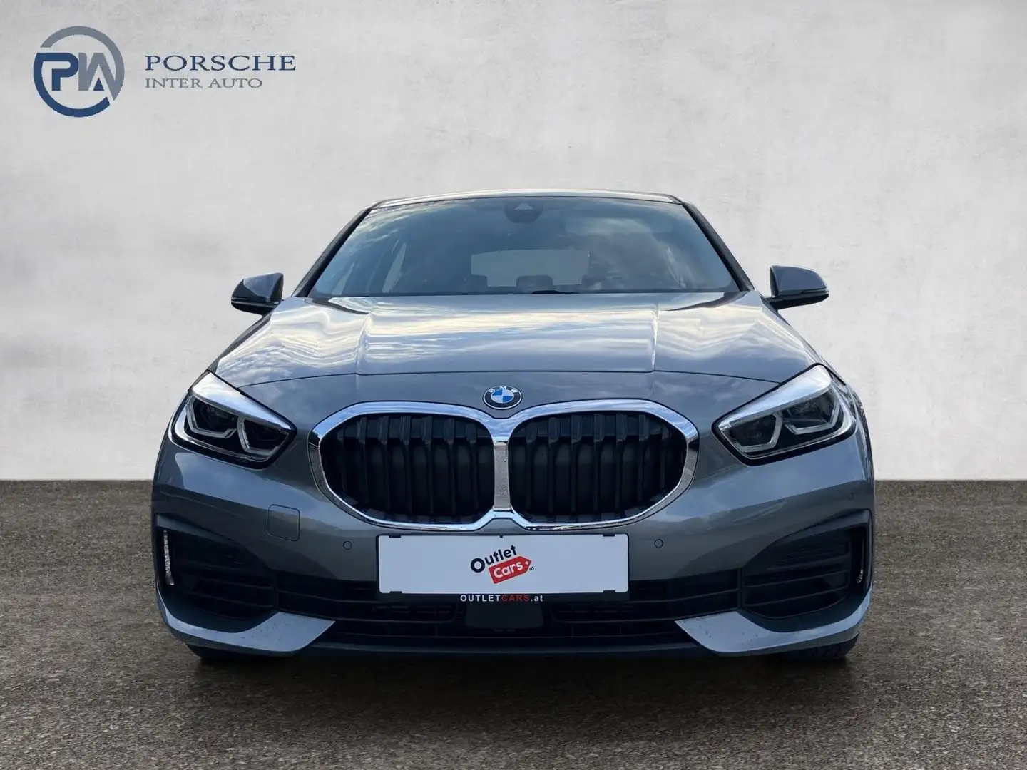 BMW 116 BMW 116d Grau - 2