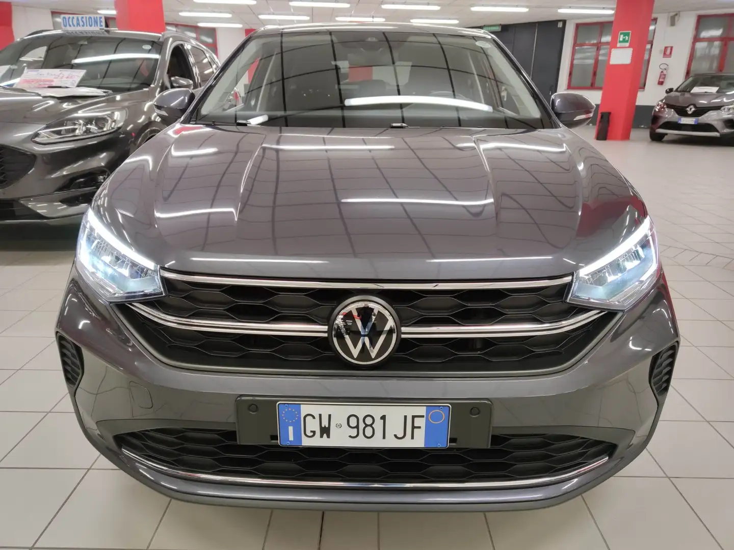 Volkswagen Taigo 1.0 TSI 95cv Edition Plus + Car Play "SUPER PROMO" Grijs - 2