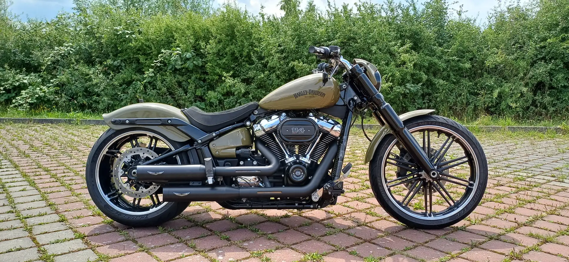 Harley-Davidson Breakout 2018 FXBRS 114 Verde - 1