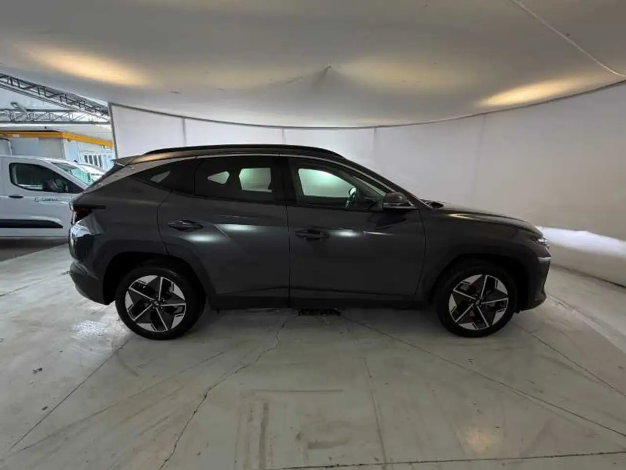Hyundai TUCSON 1.6 CRDi 48V Business 4