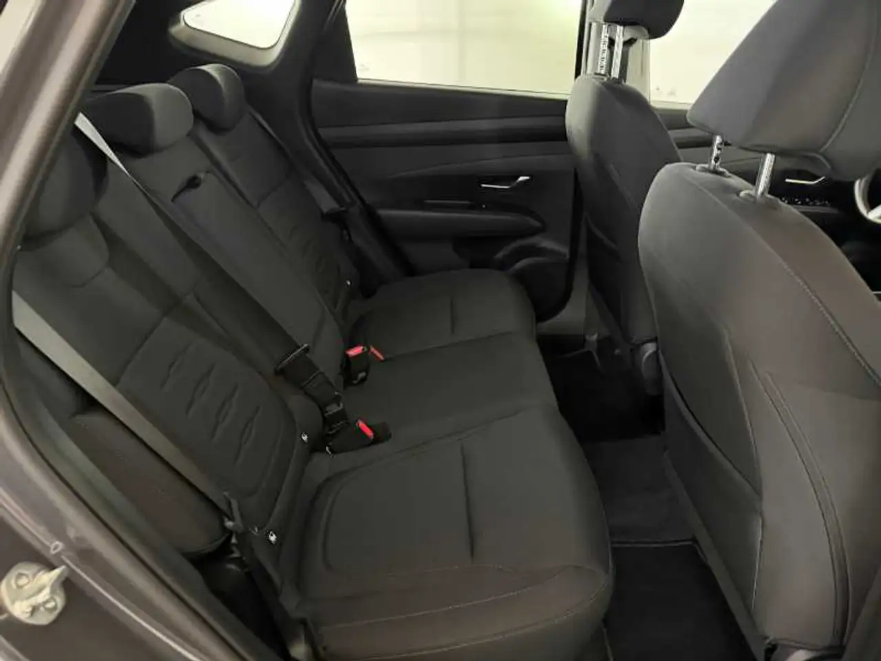 Hyundai TUCSON 1.6 CRDi 48V Business 14