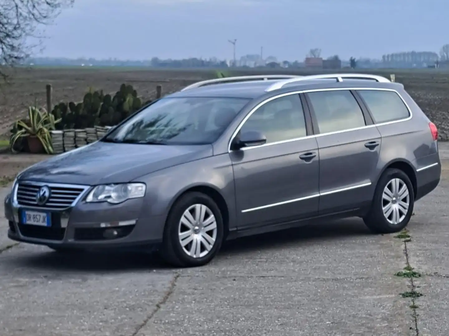 Volkswagen Passat Variant Passat VI 2005 Variant 2.0 tdi Highline dpf Grigio - 1