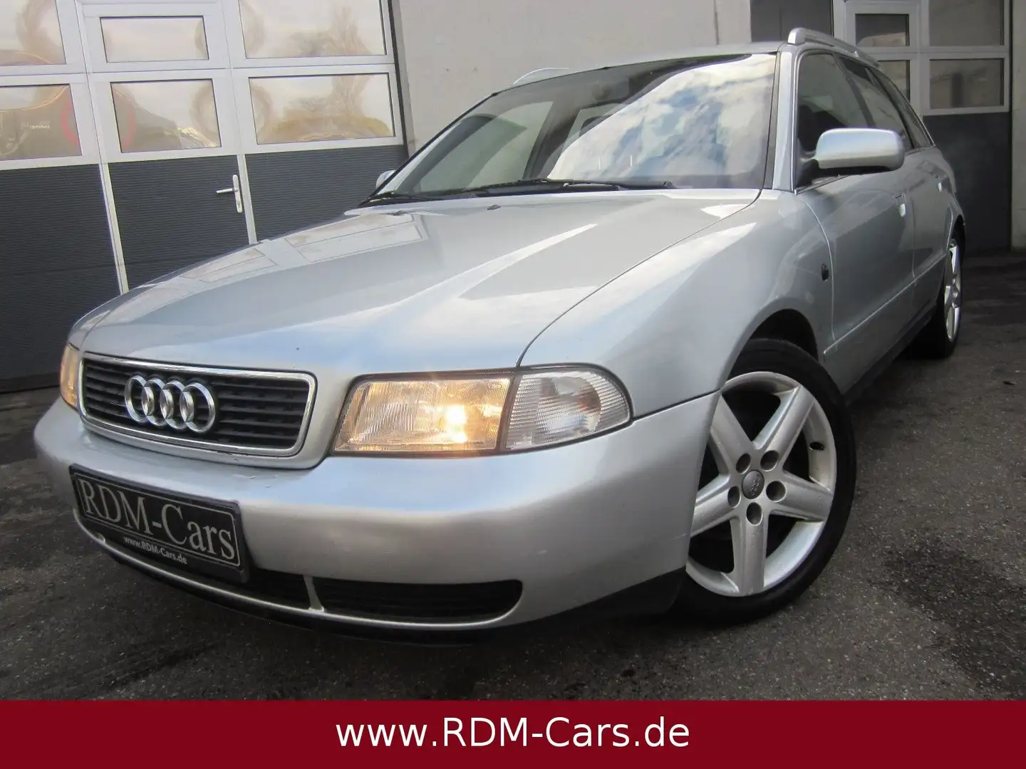 Audi A4 2.4 V6 B5 Avant Tiptronic*S-Line*AHK*NAVI*17Z Argento - 1