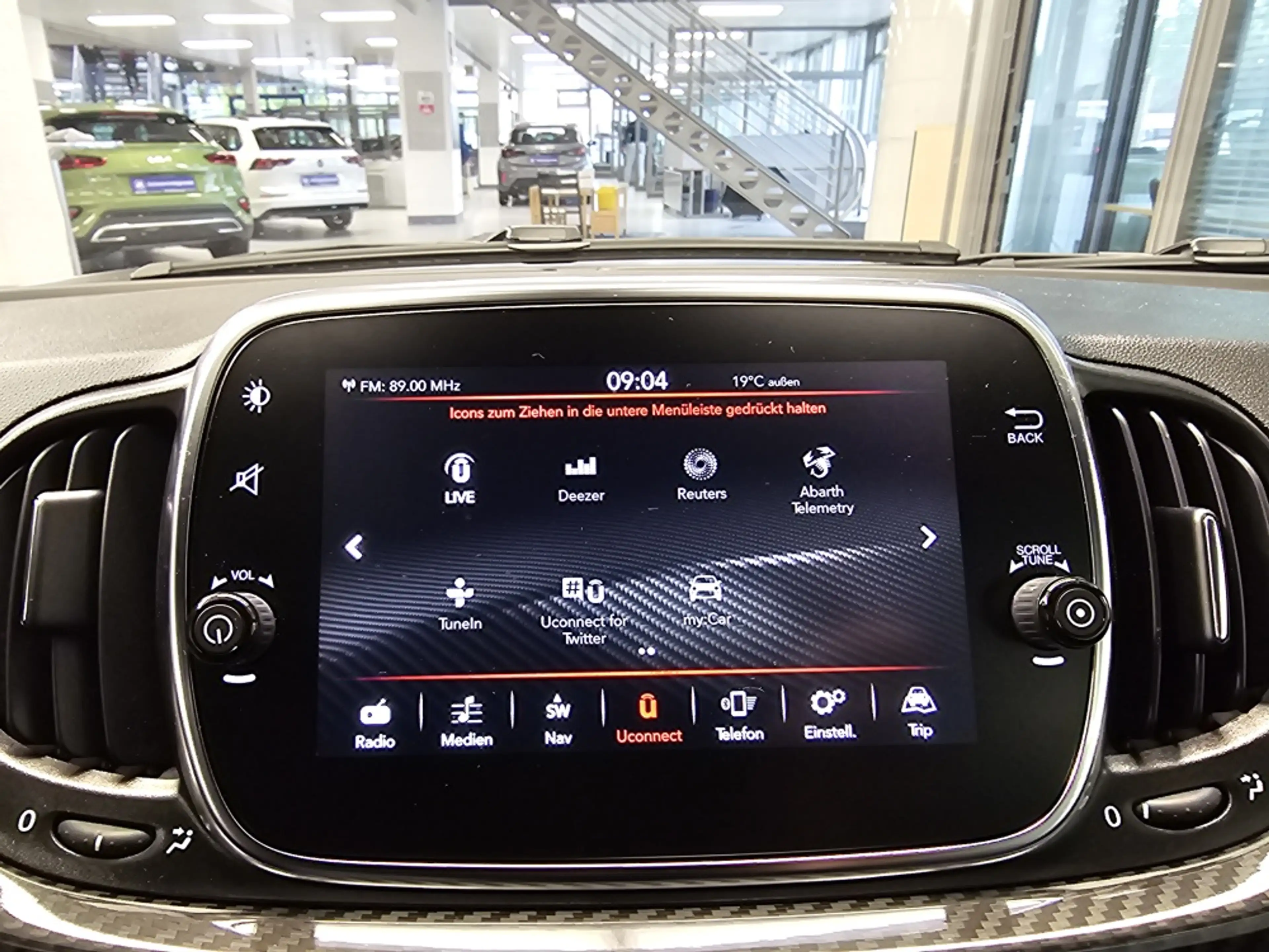 Abarth 695 Rivale Leder,Navi,App-Connect,SH,LED,PDC — photo 10