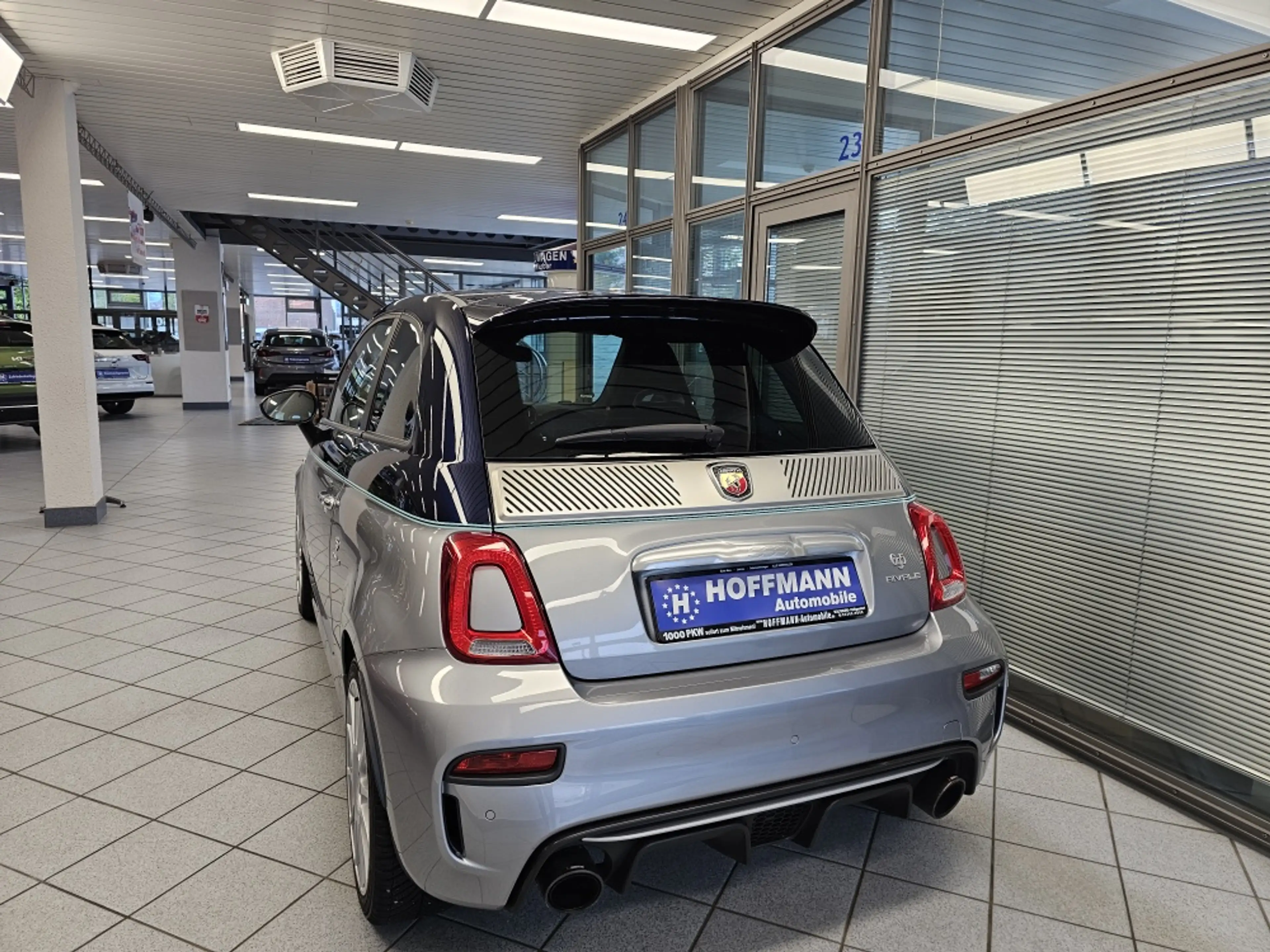 Abarth 695 Rivale Leder,Navi,App-Connect,SH,LED,PDC — photo 4