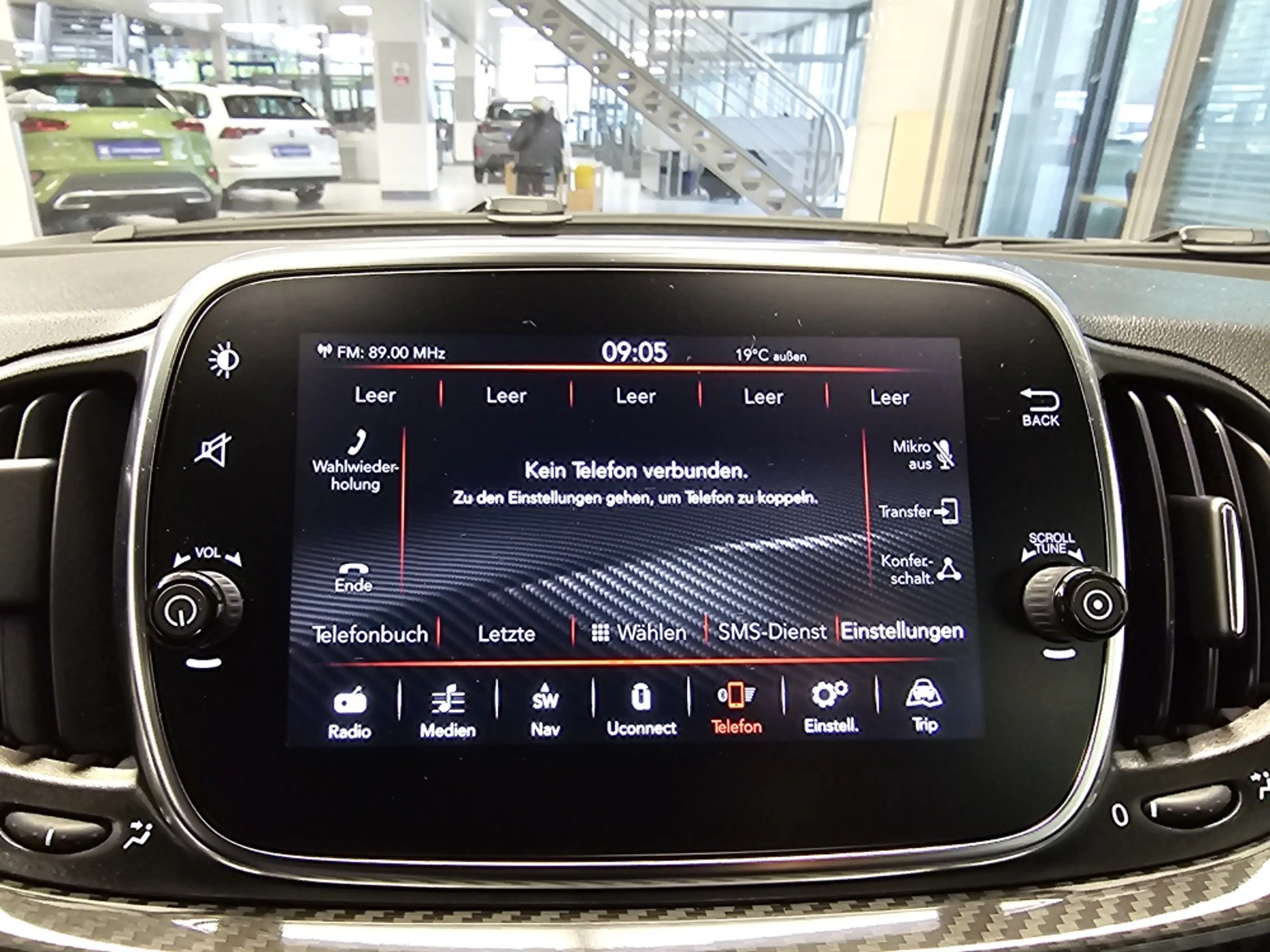 Abarth 695 Rivale Leder,Navi,App-Connect,SH,LED,PDC — photo 13