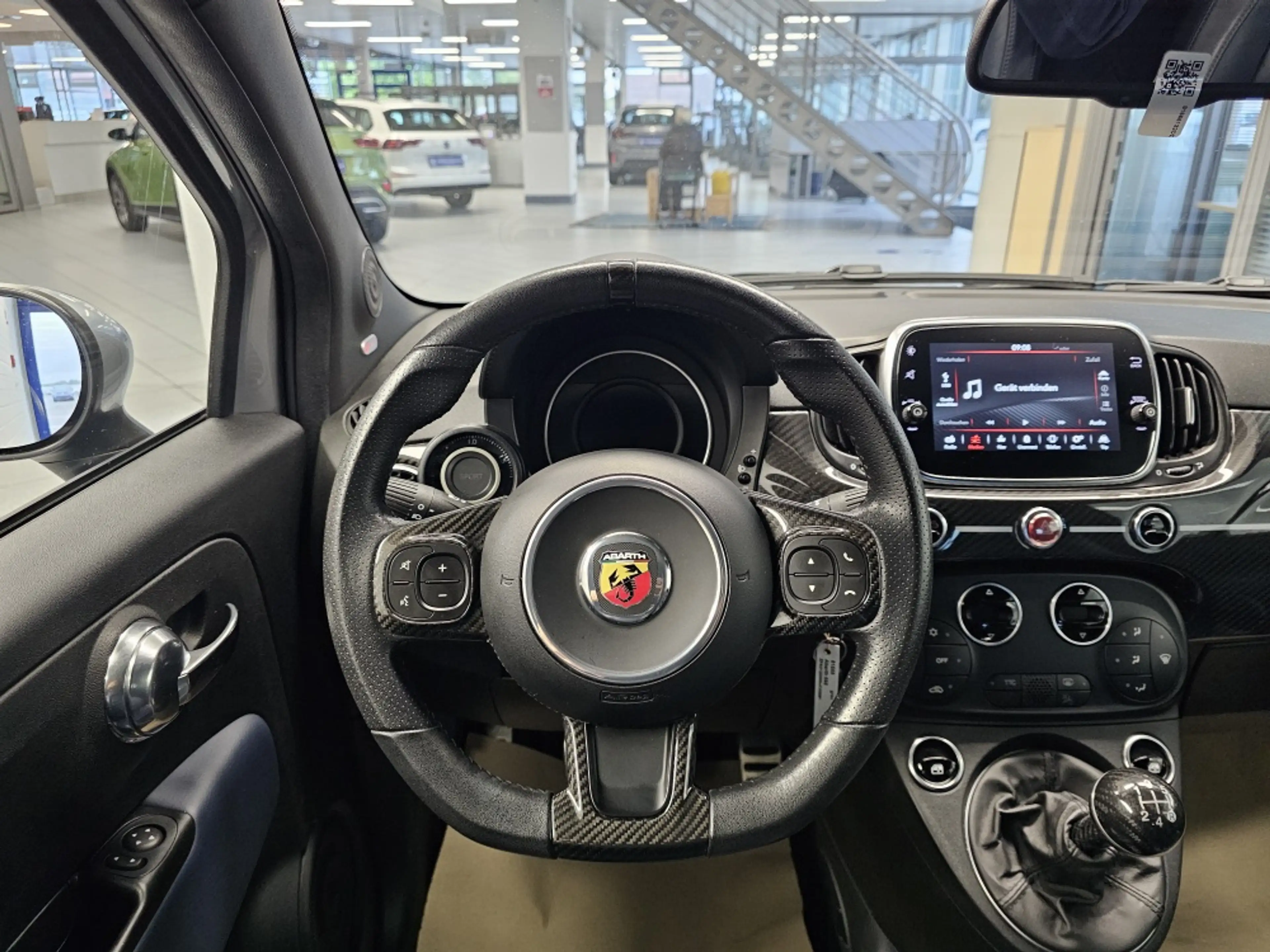 Abarth 695 Rivale Leder,Navi,App-Connect,SH,LED,PDC — photo 17