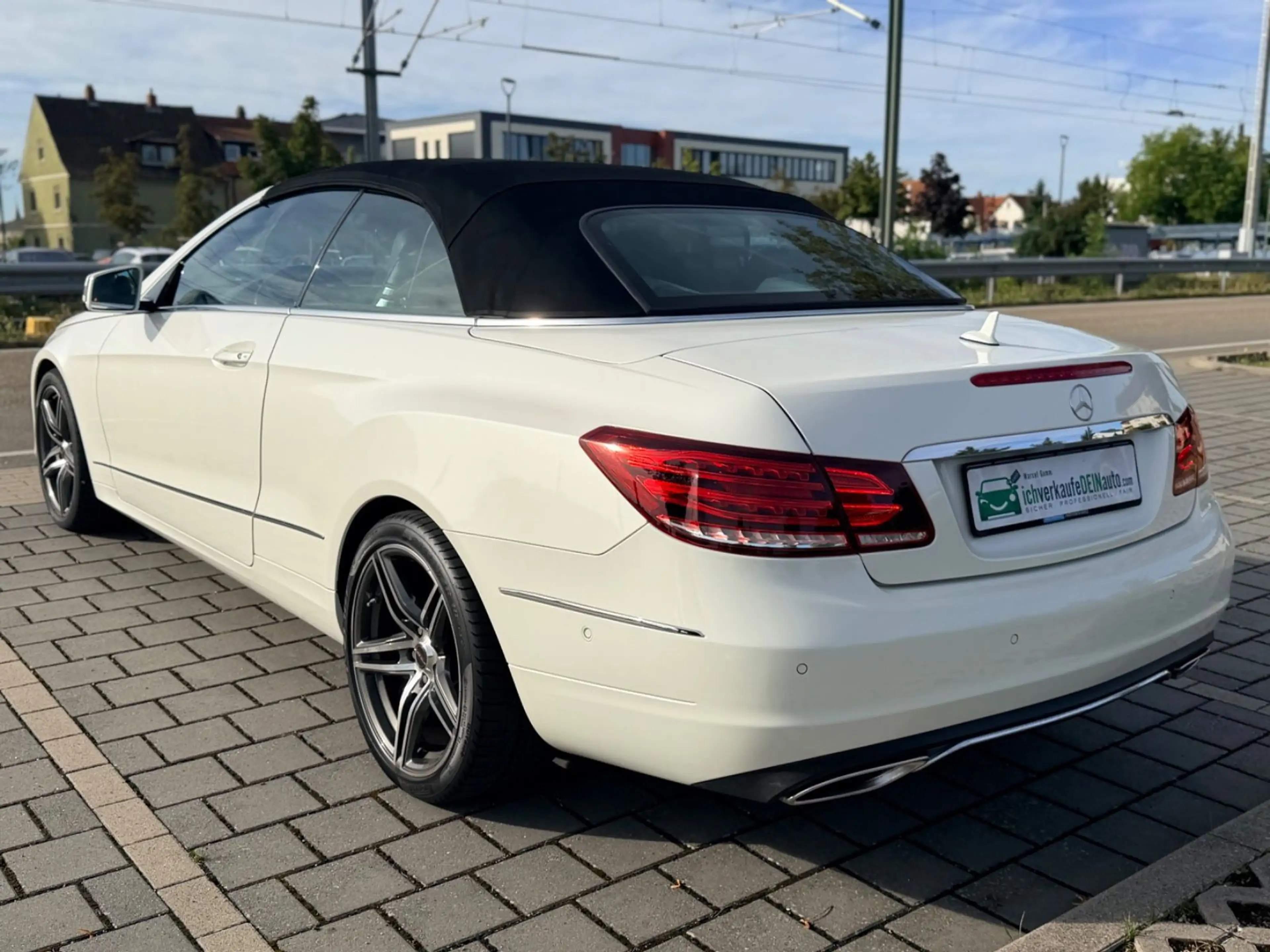 Mercedes-Benz E 350 E Cabrio E 350 BlueTec / d — photo 11