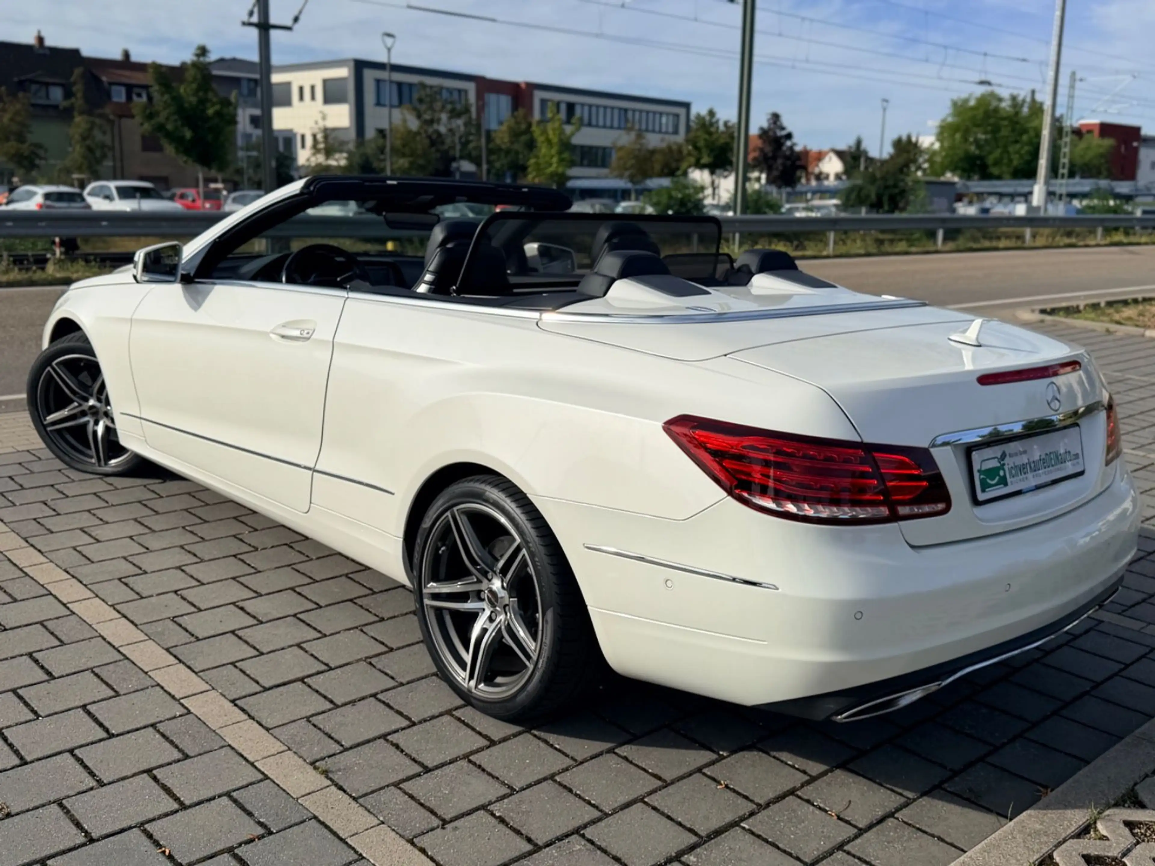 Mercedes-Benz E 350 E Cabrio E 350 BlueTec / d — photo 4