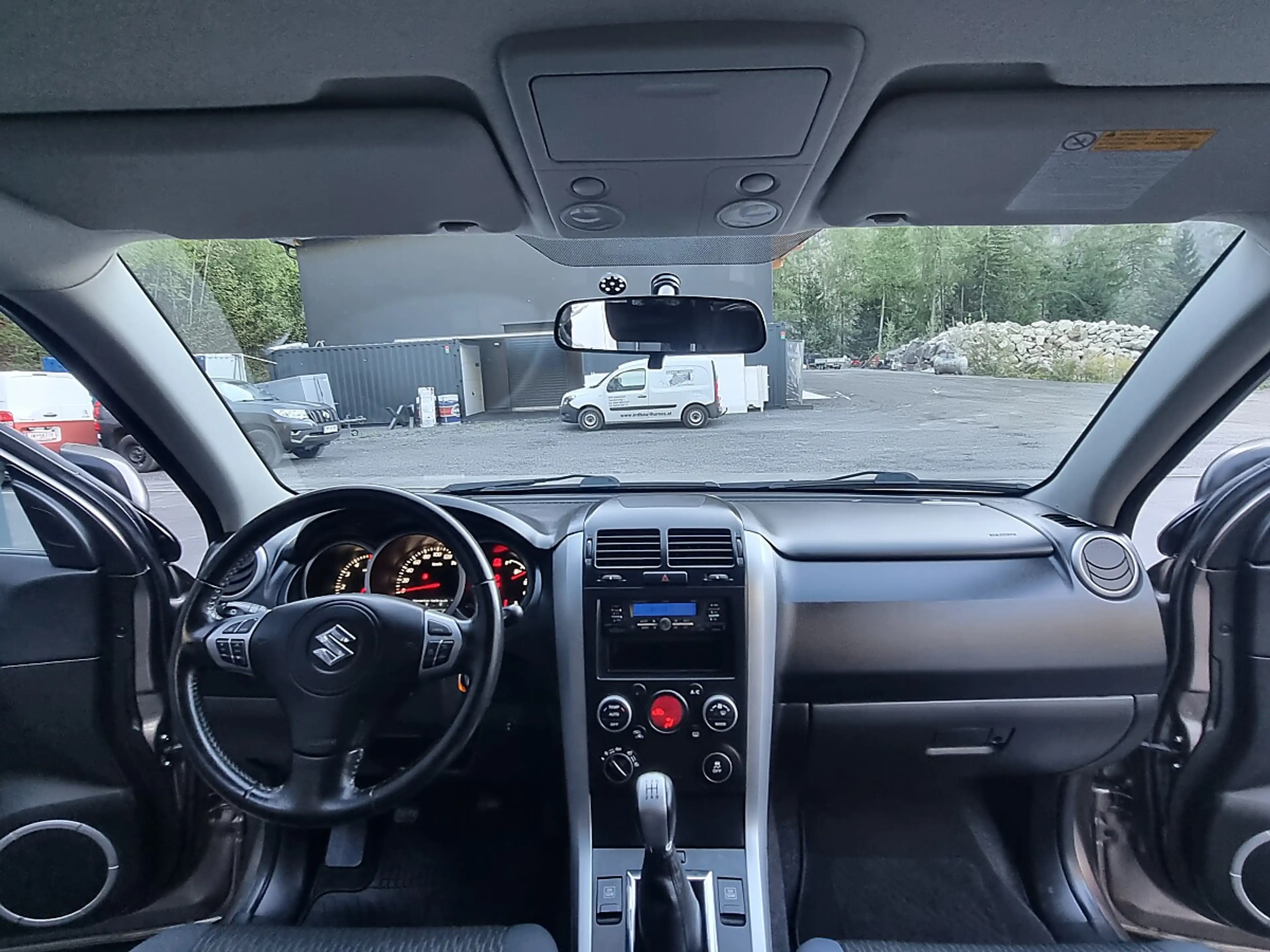 Suzuki Grand Vitara 1,9 DDiS VX-E Deluxe L3 — photo 14