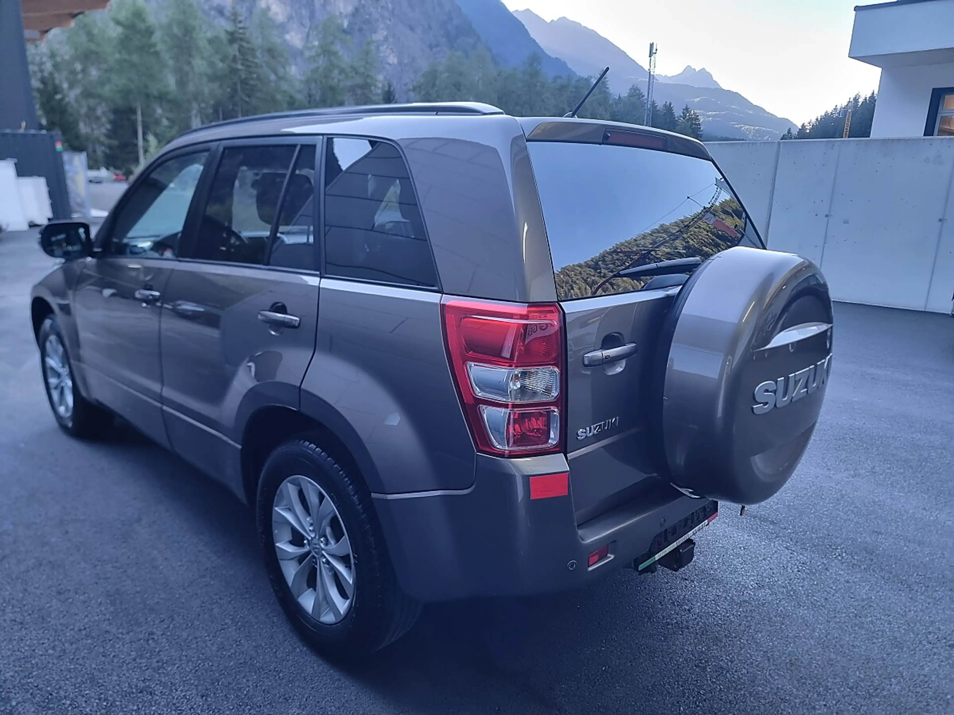 Suzuki Grand Vitara 1,9 DDiS VX-E Deluxe L3 — photo 7