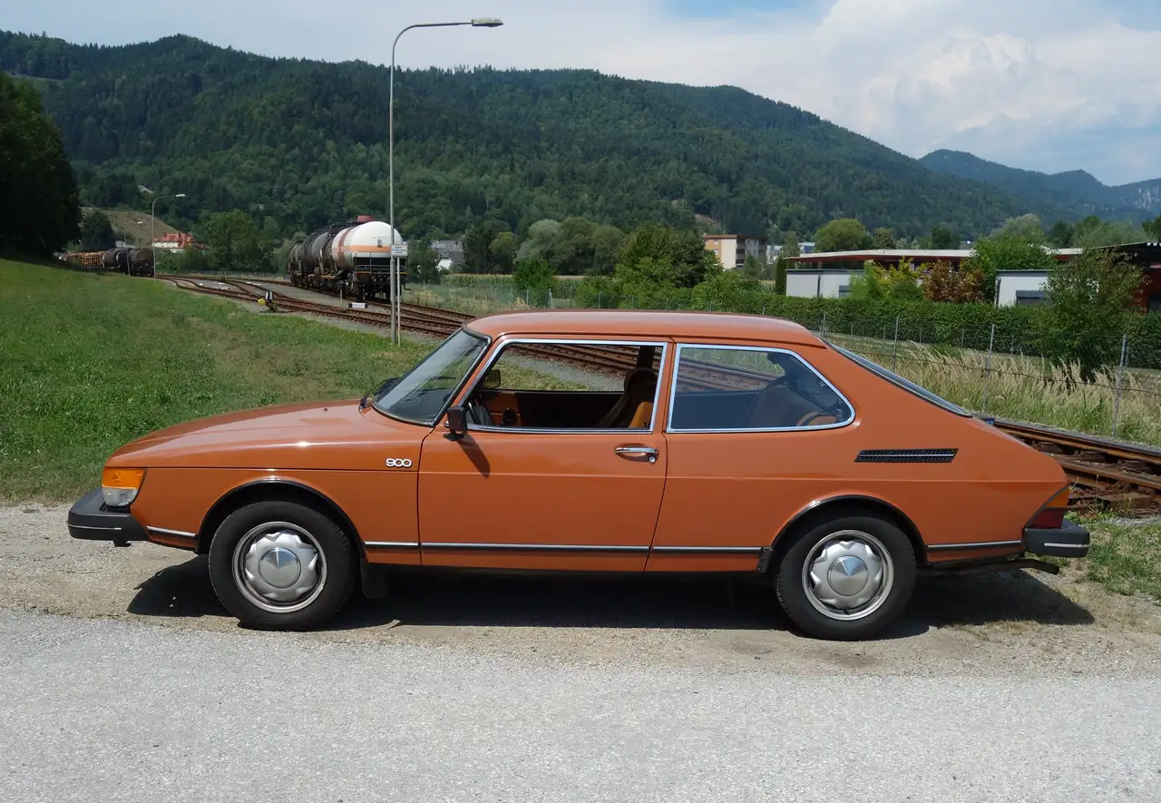 Saab 900 GL 3CK, foto 6