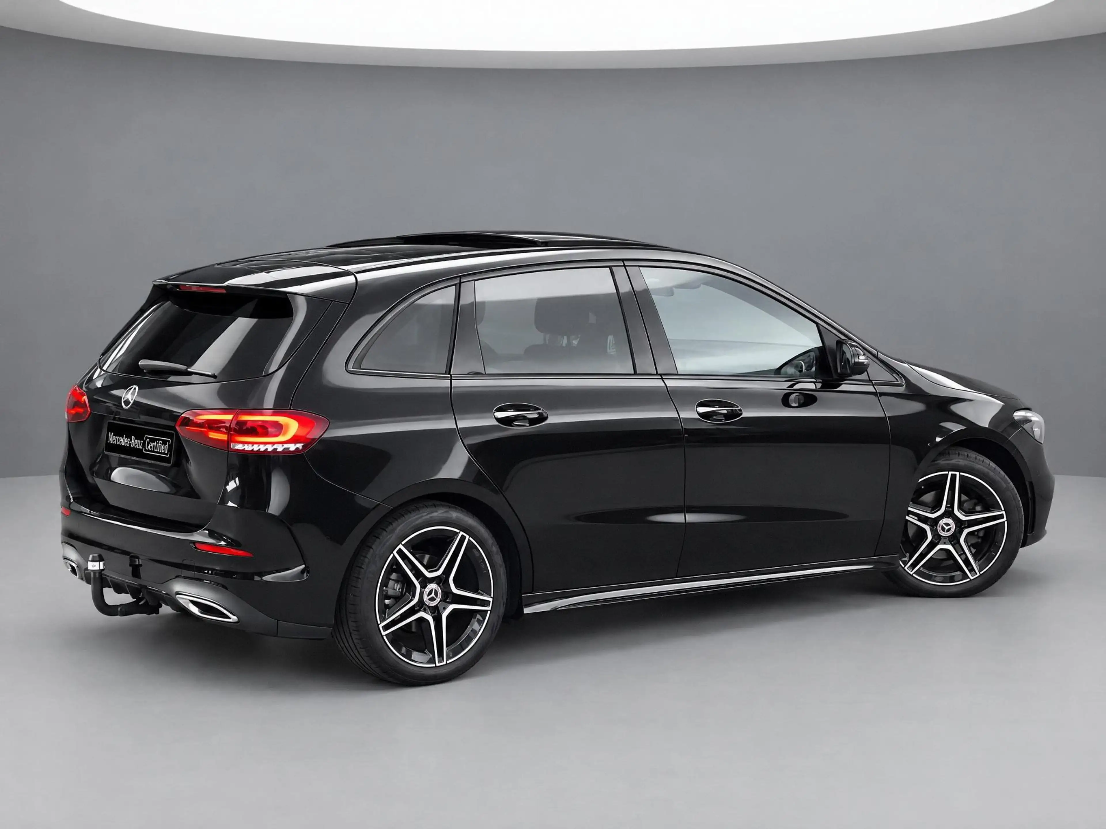 Mercedes-Benz B 180 Business Solution AMG | Panoramadak | Trekhaak Afn — photo 5