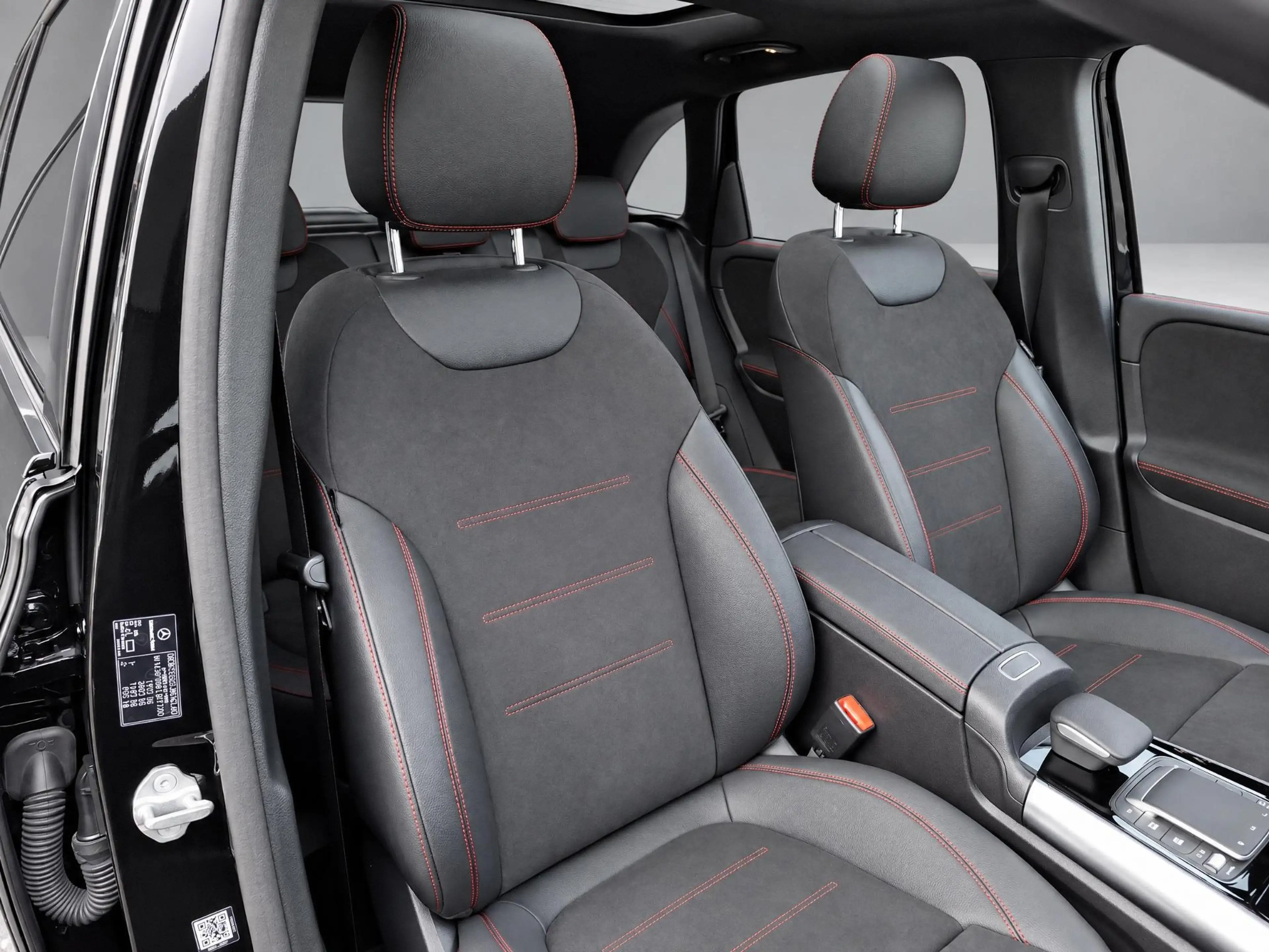 Mercedes-Benz B 180 Business Solution AMG | Panoramadak | Trekhaak Afn — photo 8