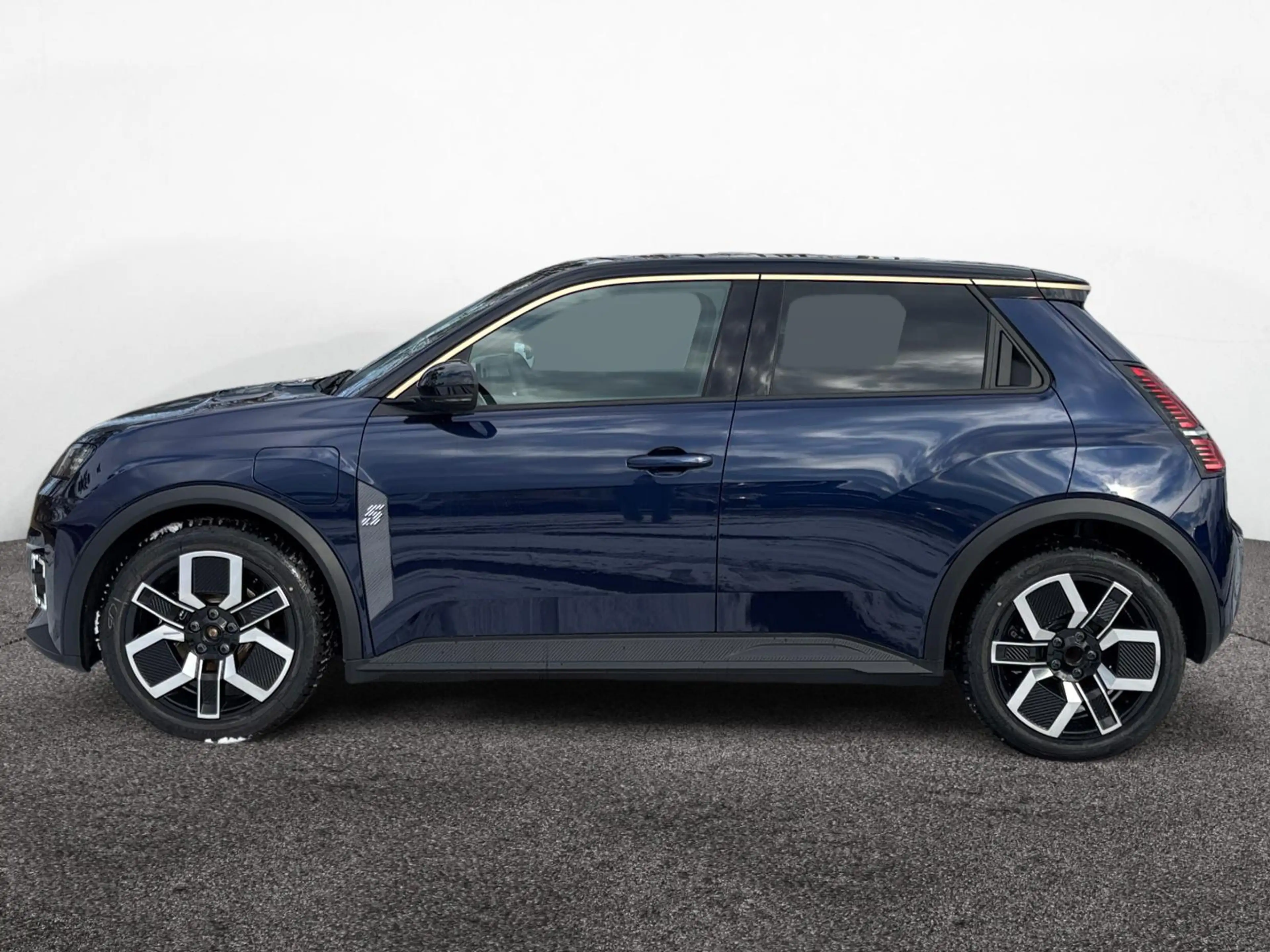 Renault R 5 R5 E-Tech 100% Electric Techno 150 Comfort Range — photo 3
