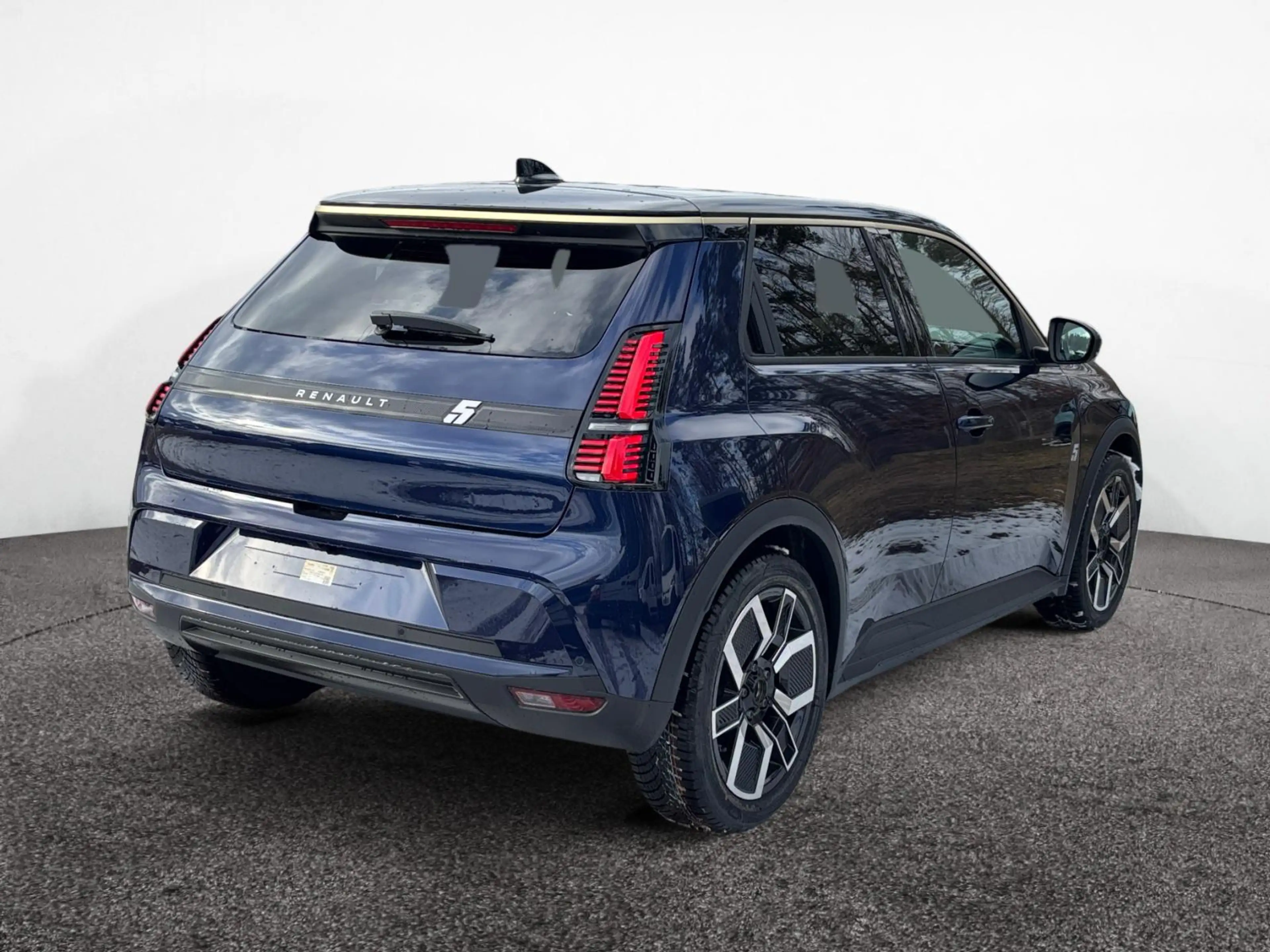 Renault R 5 R5 E-Tech 100% Electric Techno 150 Comfort Range — photo 6
