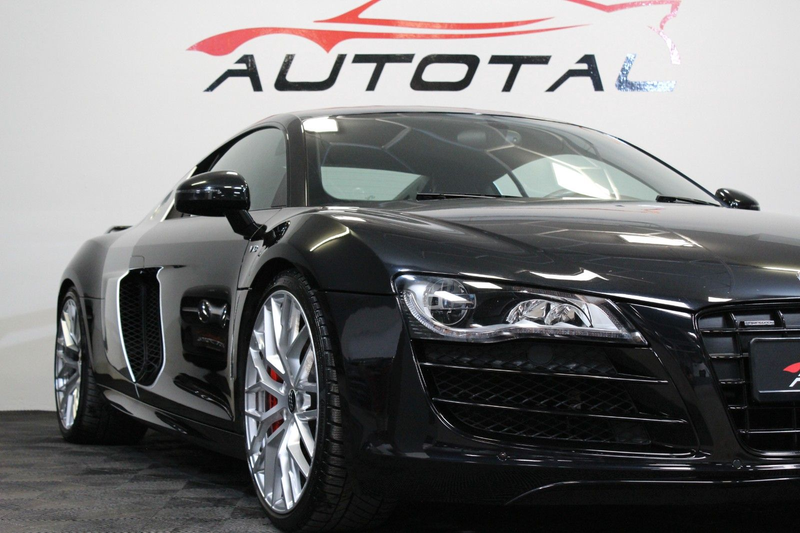 Audi R8 Coupe 5.2 FSI quattro*V10*Schalensitze*525 PS — photo 9