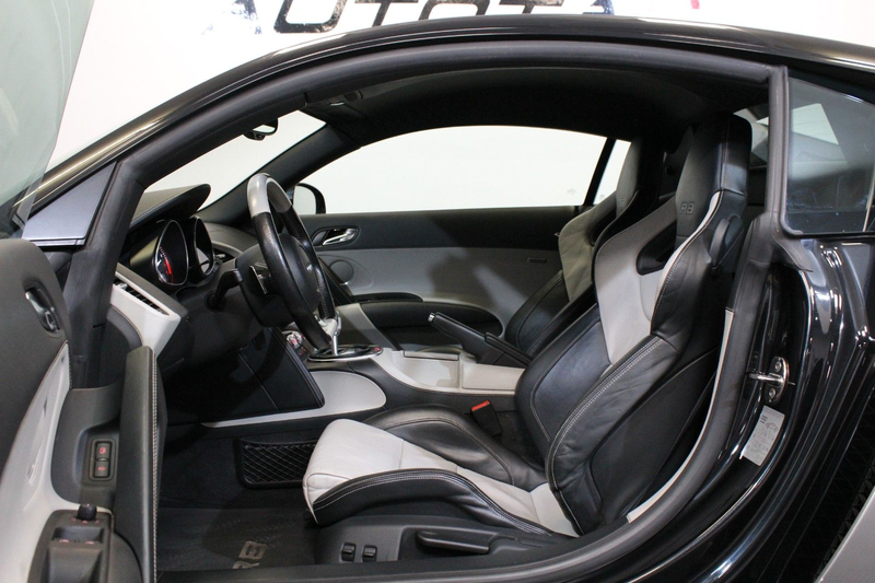 Audi R8 Coupe 5.2 FSI quattro*V10*Schalensitze*525 PS — photo 17