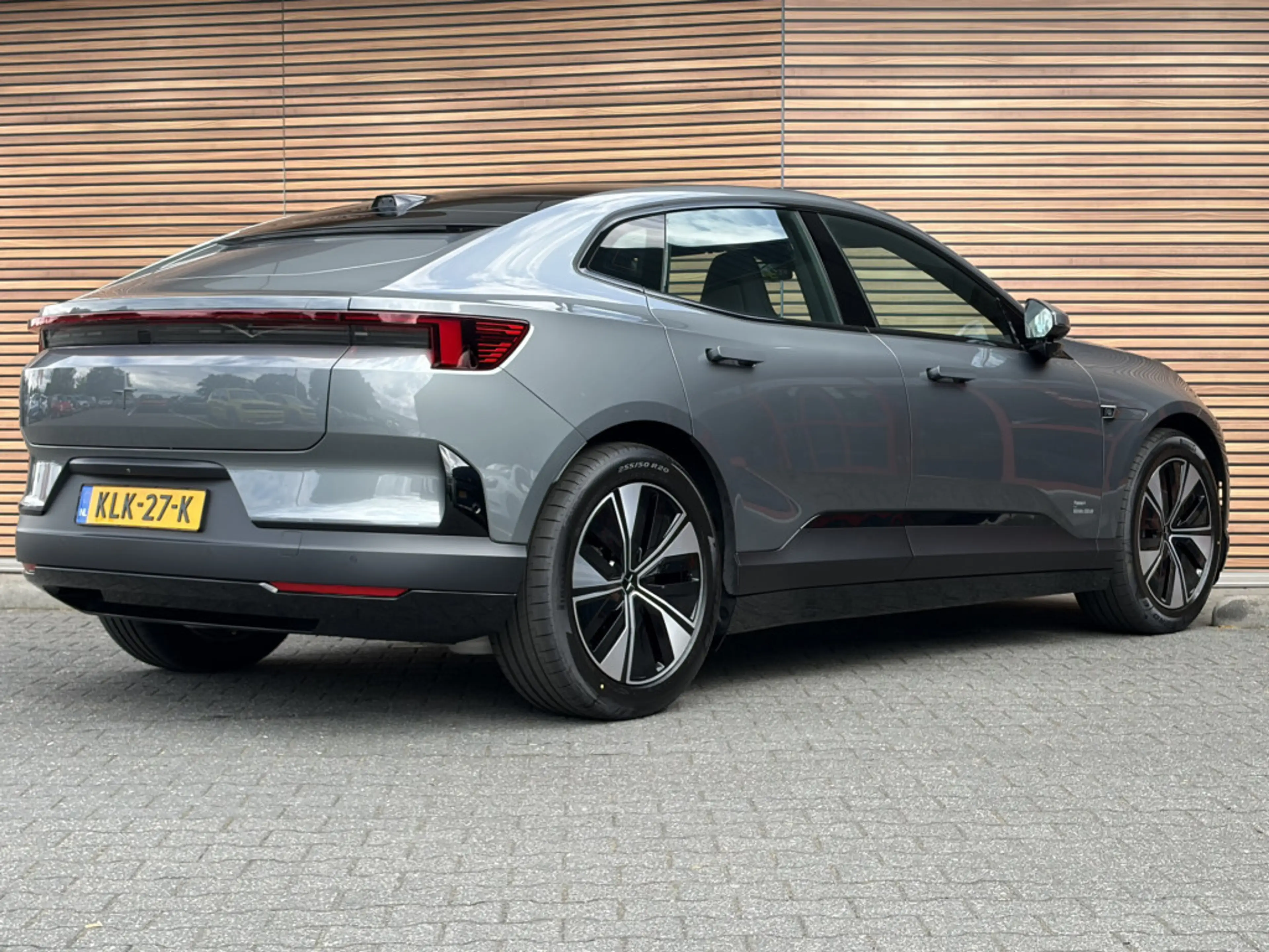 Polestar 4 Long Range Single motor 100 kWh Cruise control ada — photo 3