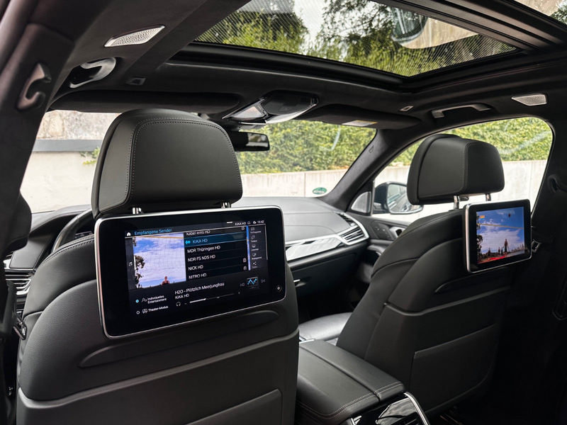 BMW X5 xDr45e M Sport PANO-SKY*B&W*NightV*3xTV*Massa — photo 11