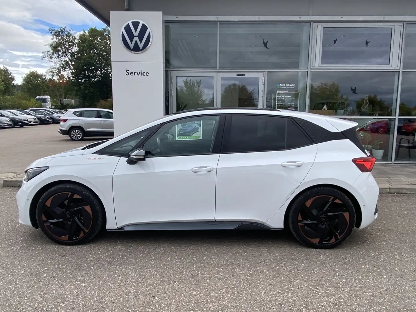 CUPRA Born 20"+EL.SCHALENSITZE+AUGMENTED-REALITY-HEAD- Weiß - 2