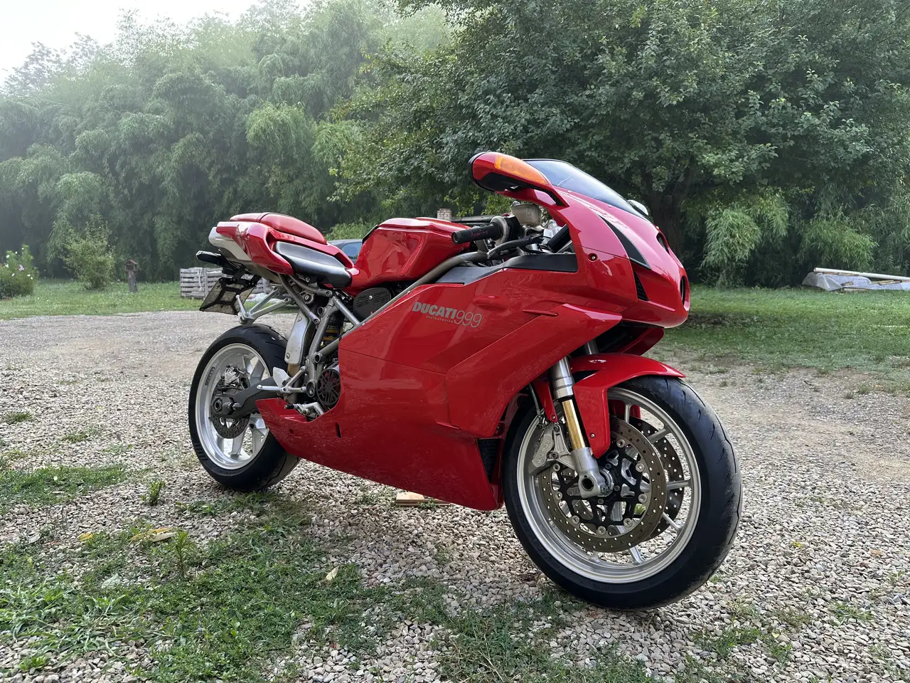 Ducati 999
