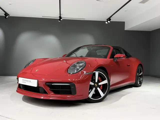 Porsche 992 Targa 4 S PDK