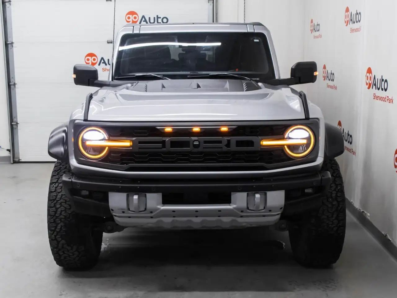 Ford Bronco снимка Ford Bronco