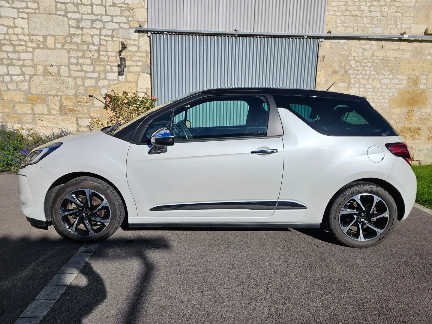 DS Automobiles DS 3 DS3 110Auto Connected Chic DistributionRemplacé Blanco - 2