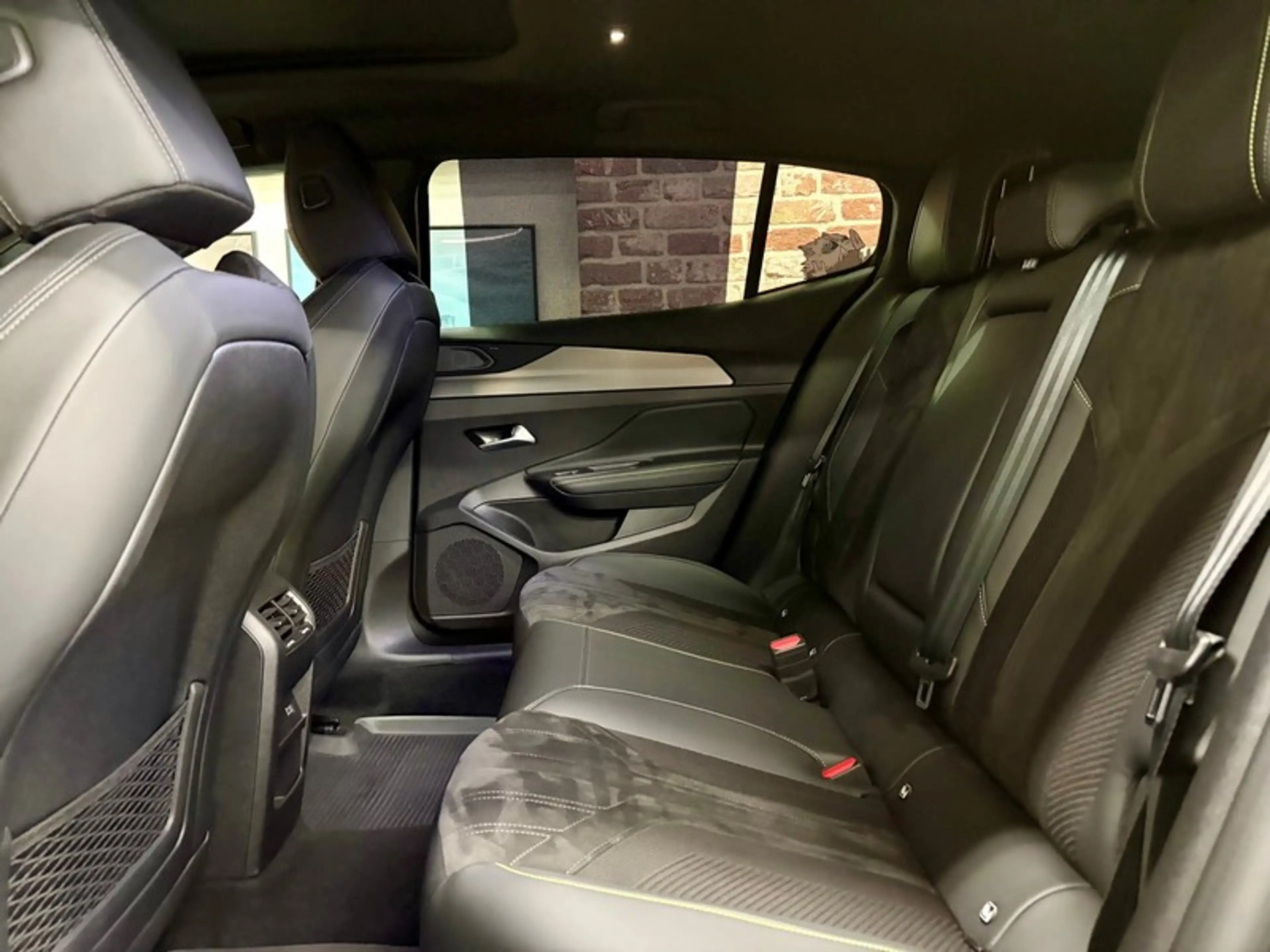 Peugeot 408 408 1.2 131cv Auto GT Navi/Cam360/Jalu19 — photo 6