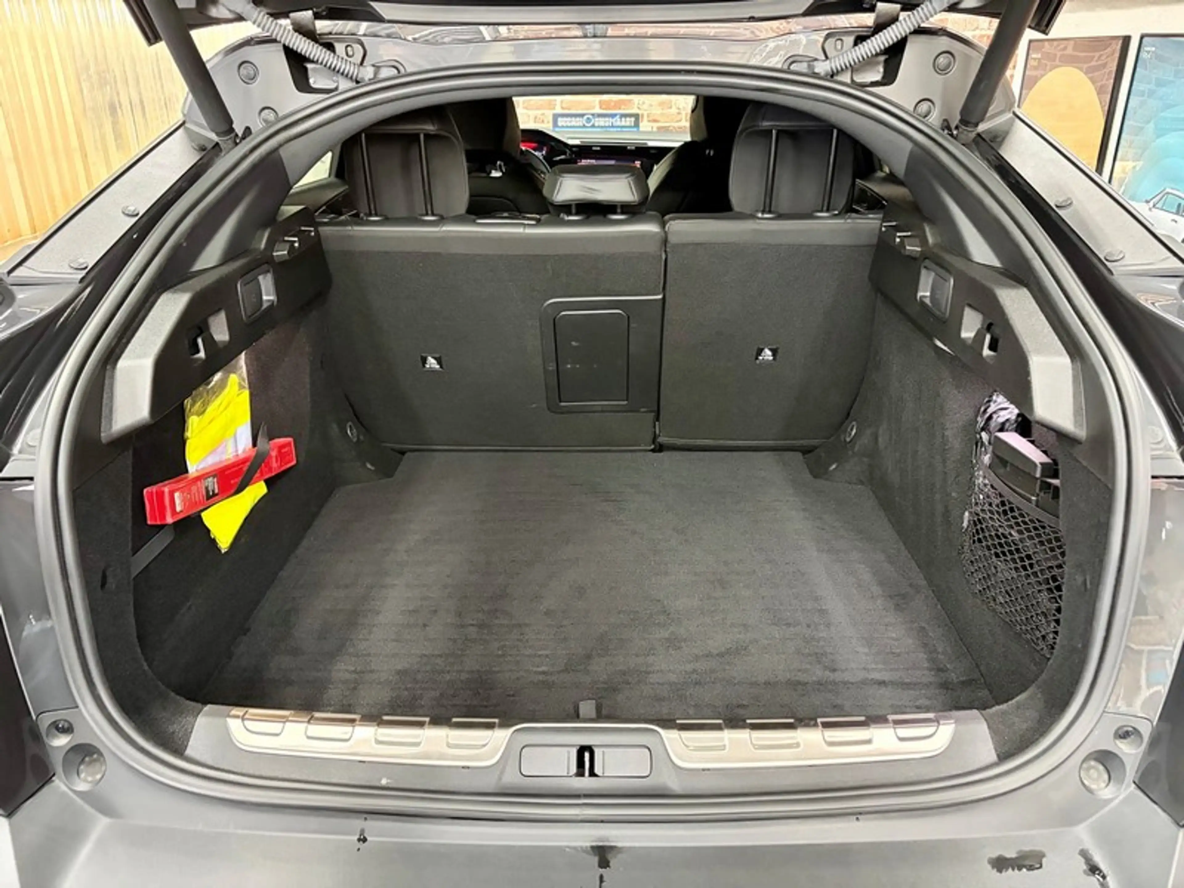 Peugeot 408 408 1.2 131cv Auto GT Navi/Cam360/Jalu19 — photo 7