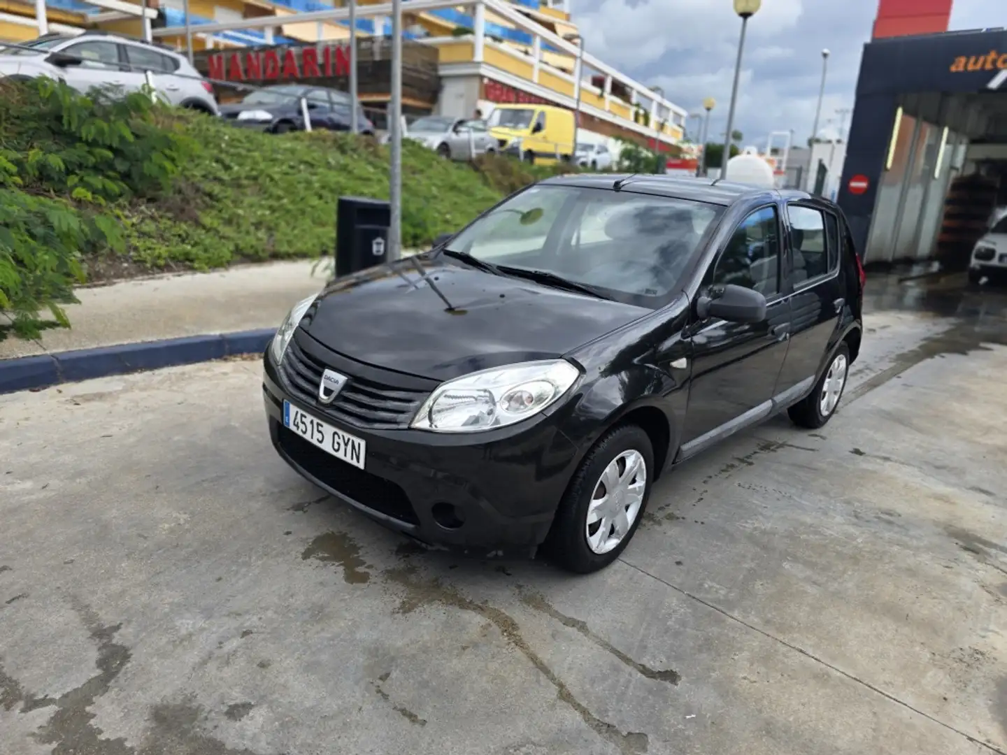 Dacia Sandero 1.2 Ambiance Negro - 1