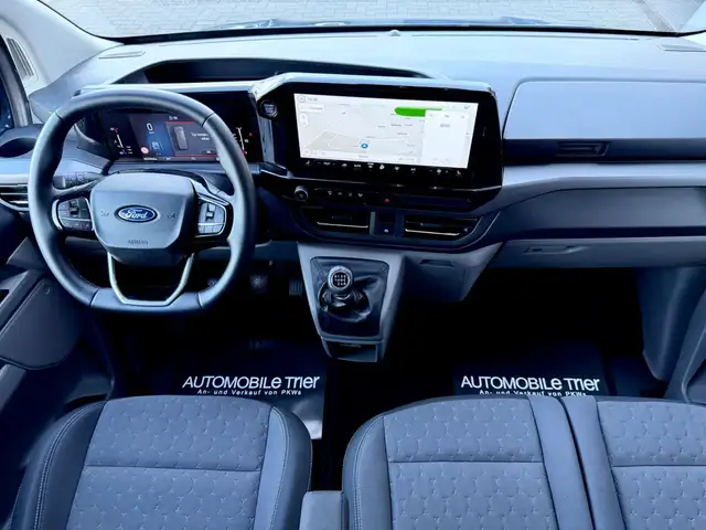 Ford Transit view 11