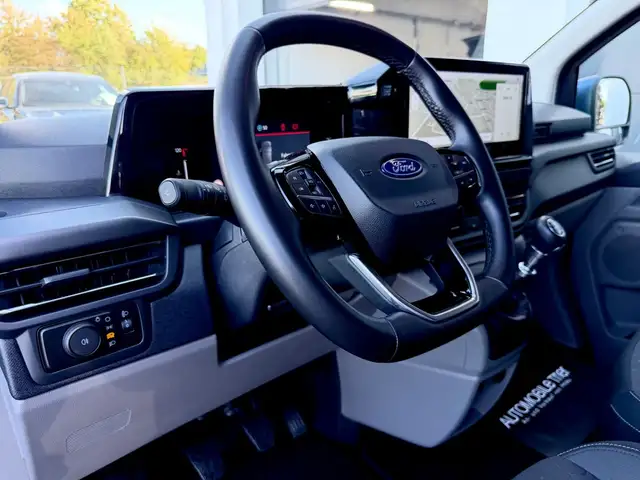 Ford Transit view 10