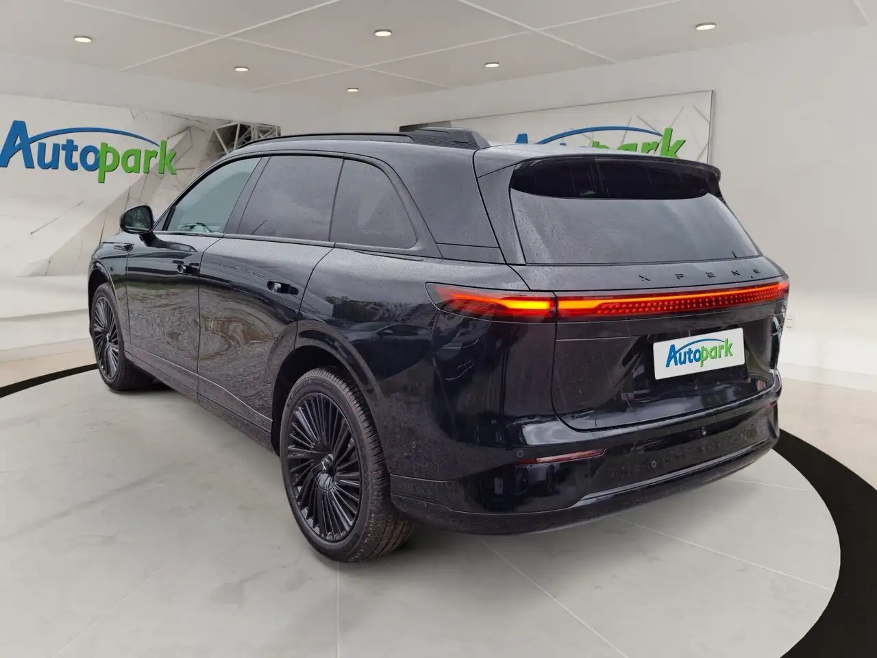 XPENG G9