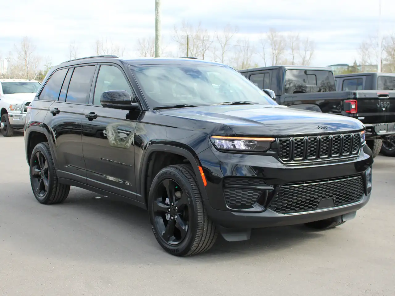 Jeep Grand Cherokee photo Jeep Grand Cherokee