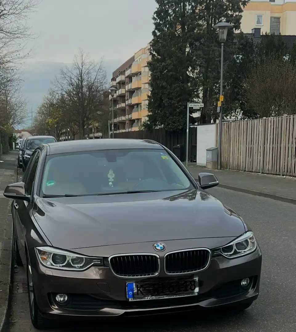 BMW 318 318d Коричневий - 1