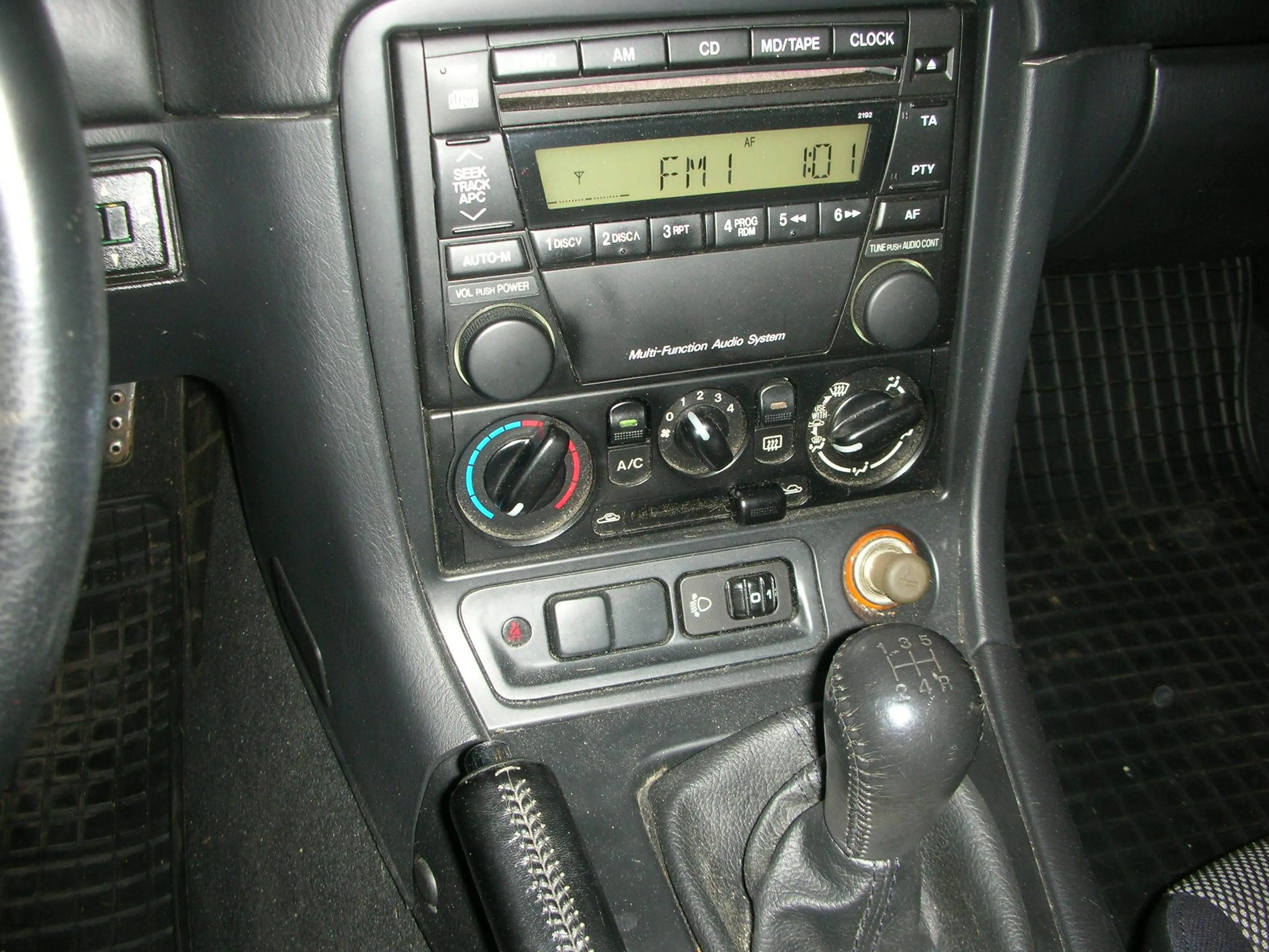 Mazda MX-5 MX 5 Cabrio Klima 1.6 *nur 33.600km *1.Halter — photo 6