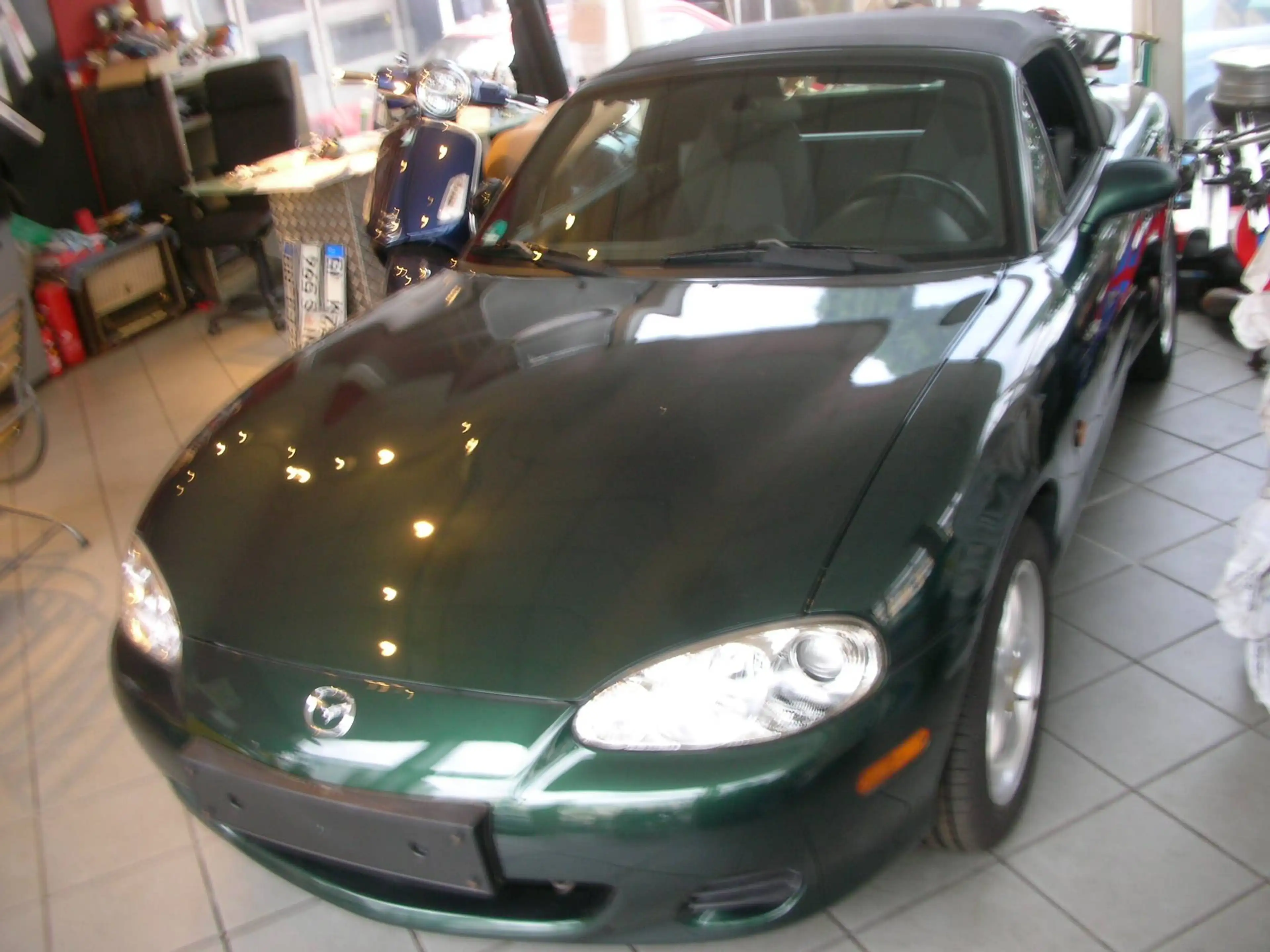 Mazda MX-5 MX 5 Cabrio Klima 1.6 *nur 33.600km *1.Halter