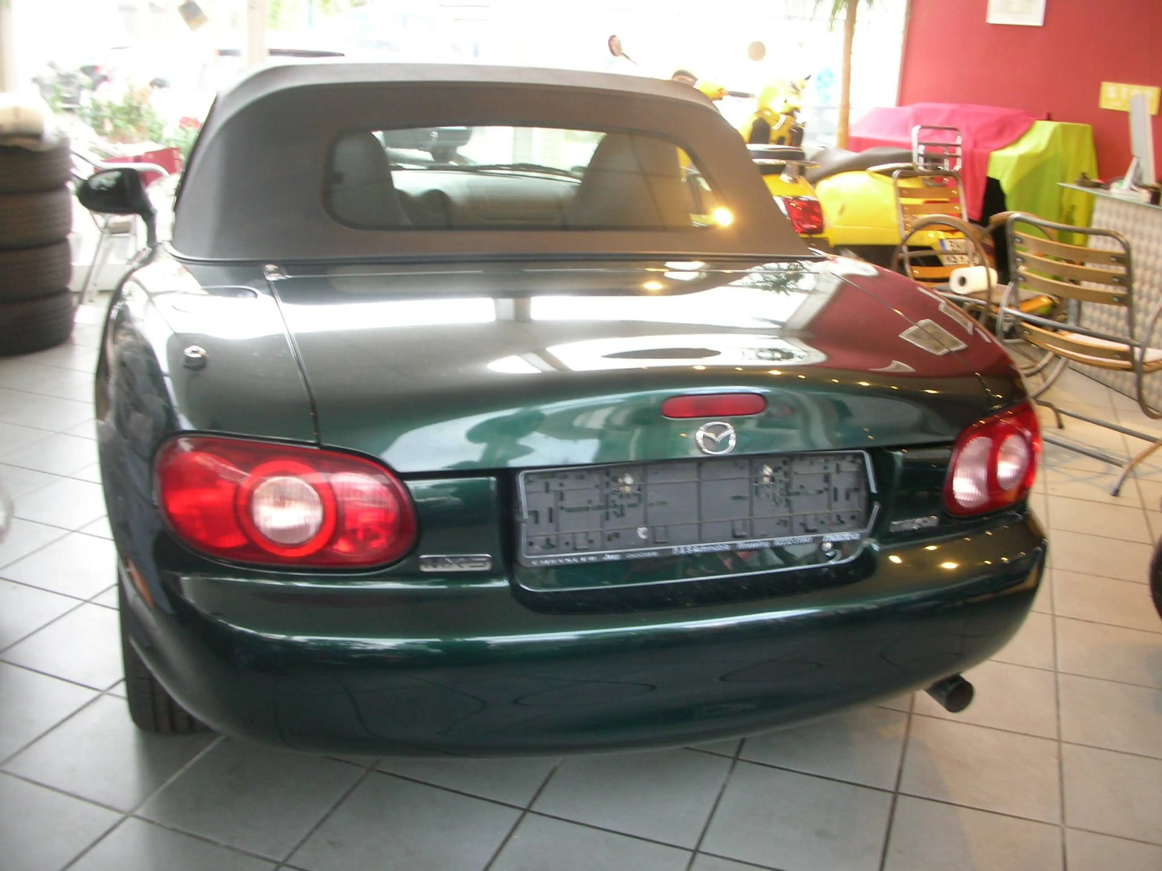 Mazda MX-5 MX 5 Cabrio Klima 1.6 *nur 33.600km *1.Halter — photo 5