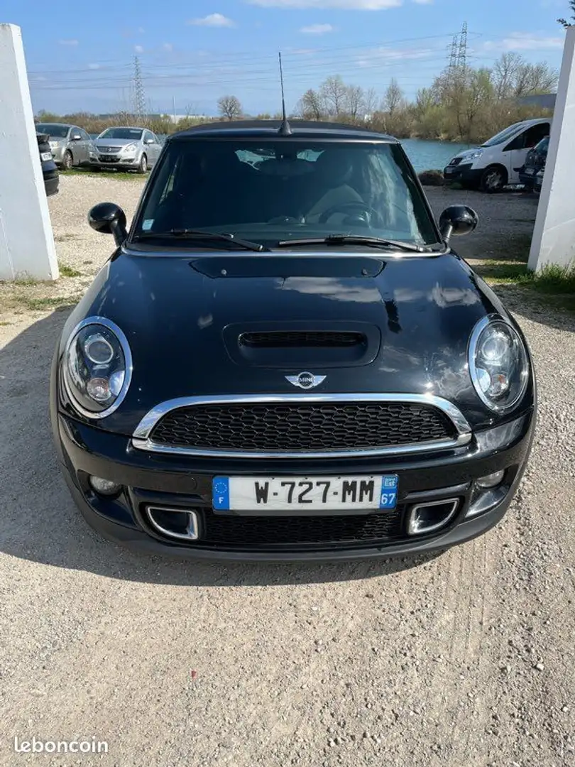 MINI One Cooper Cabriolet SD 2.0L 143cv Pack Chili Fekete - 1