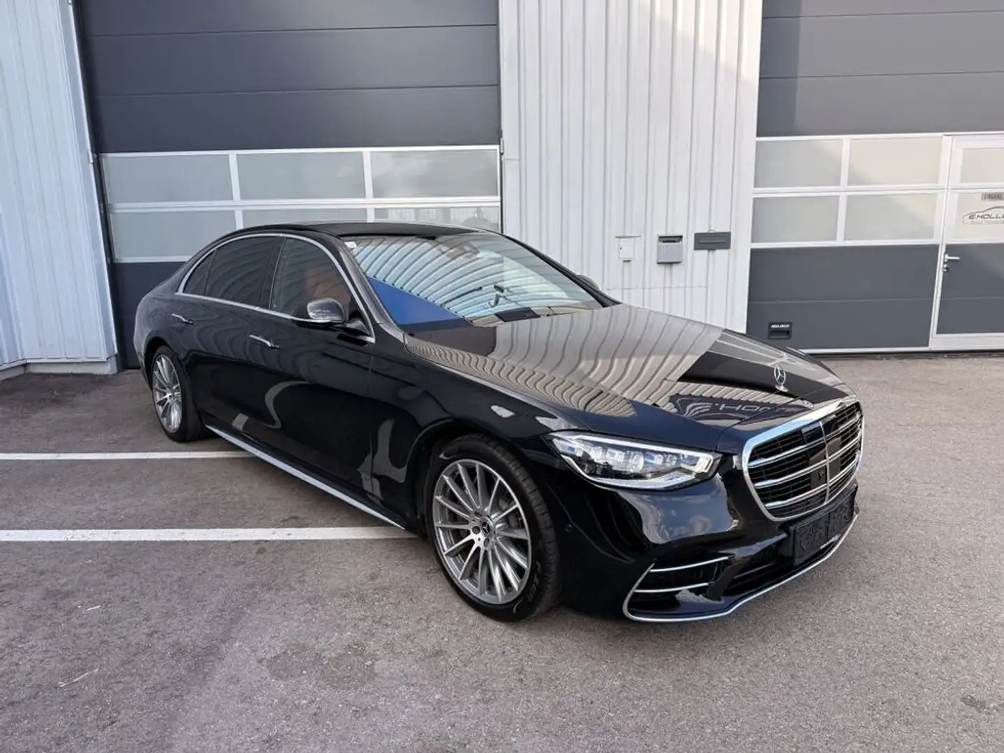 Mercedes-Benz S 580 e 4Matic L (223.169) Schwarz - 2
