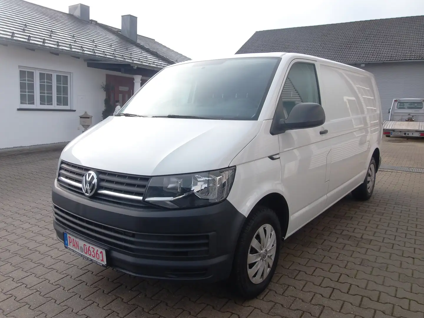 Volkswagen T6 Transporter Kasten lang 4Motion Weiß - 2