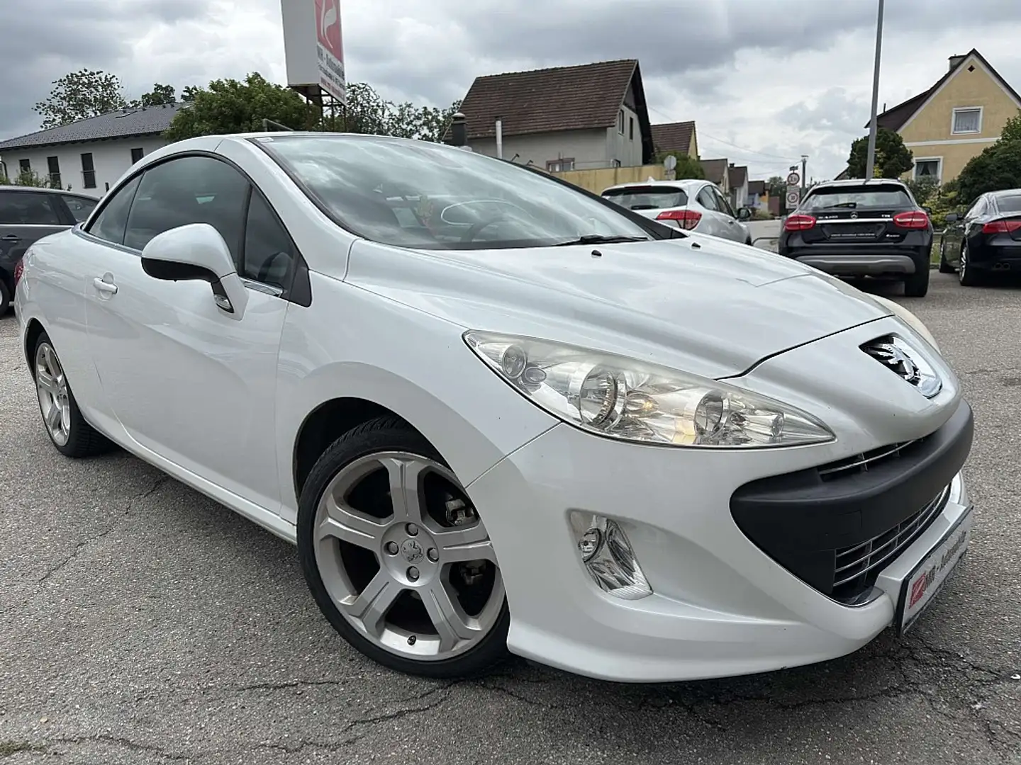 Peugeot 308 CC Active Pro 2,0 HDi 140 FAP Weiß - 1